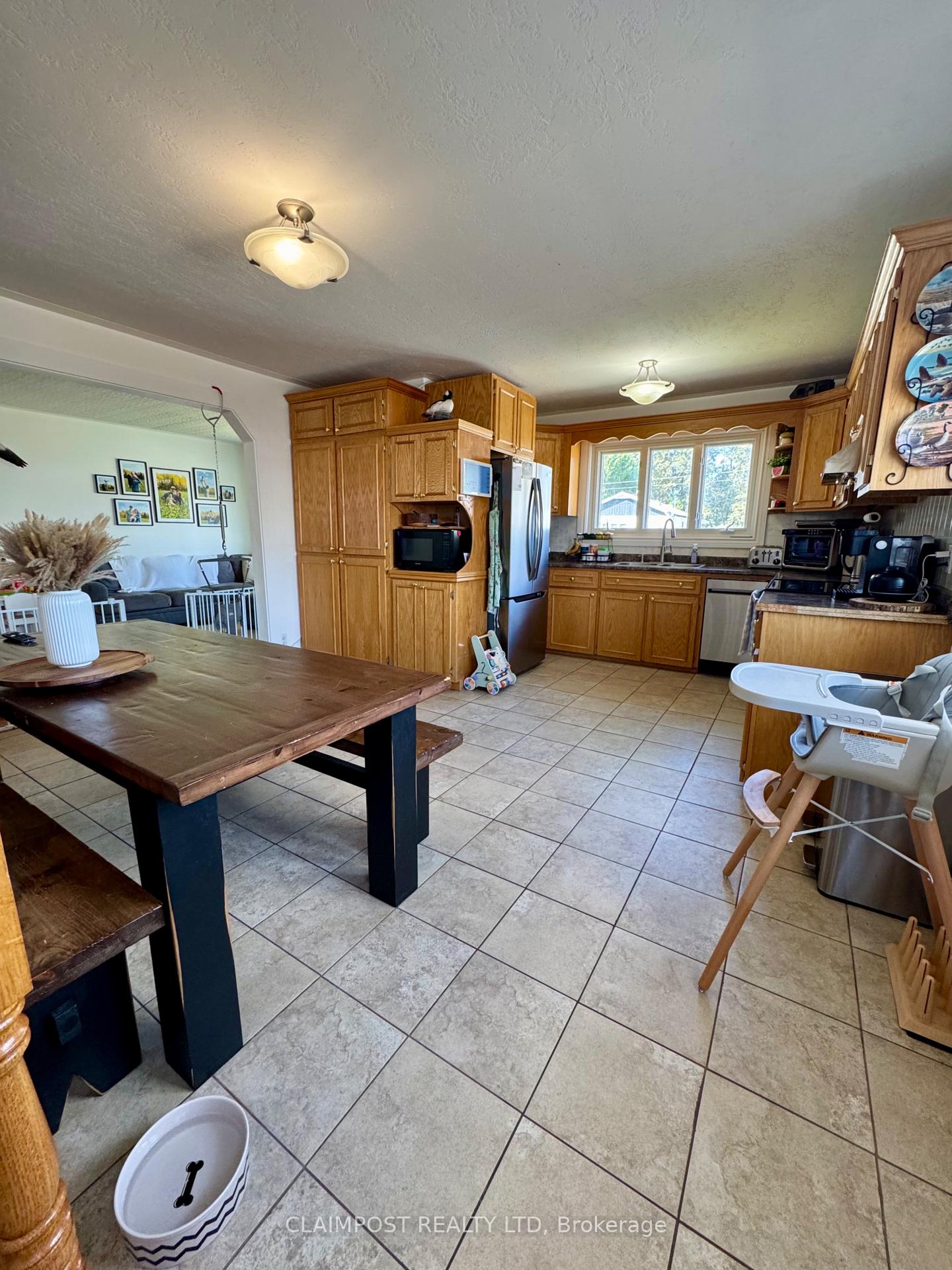 Photo 6 of 21 Hamelin Avenue, Timmins, TNW - Upper Melrose — HOMEH