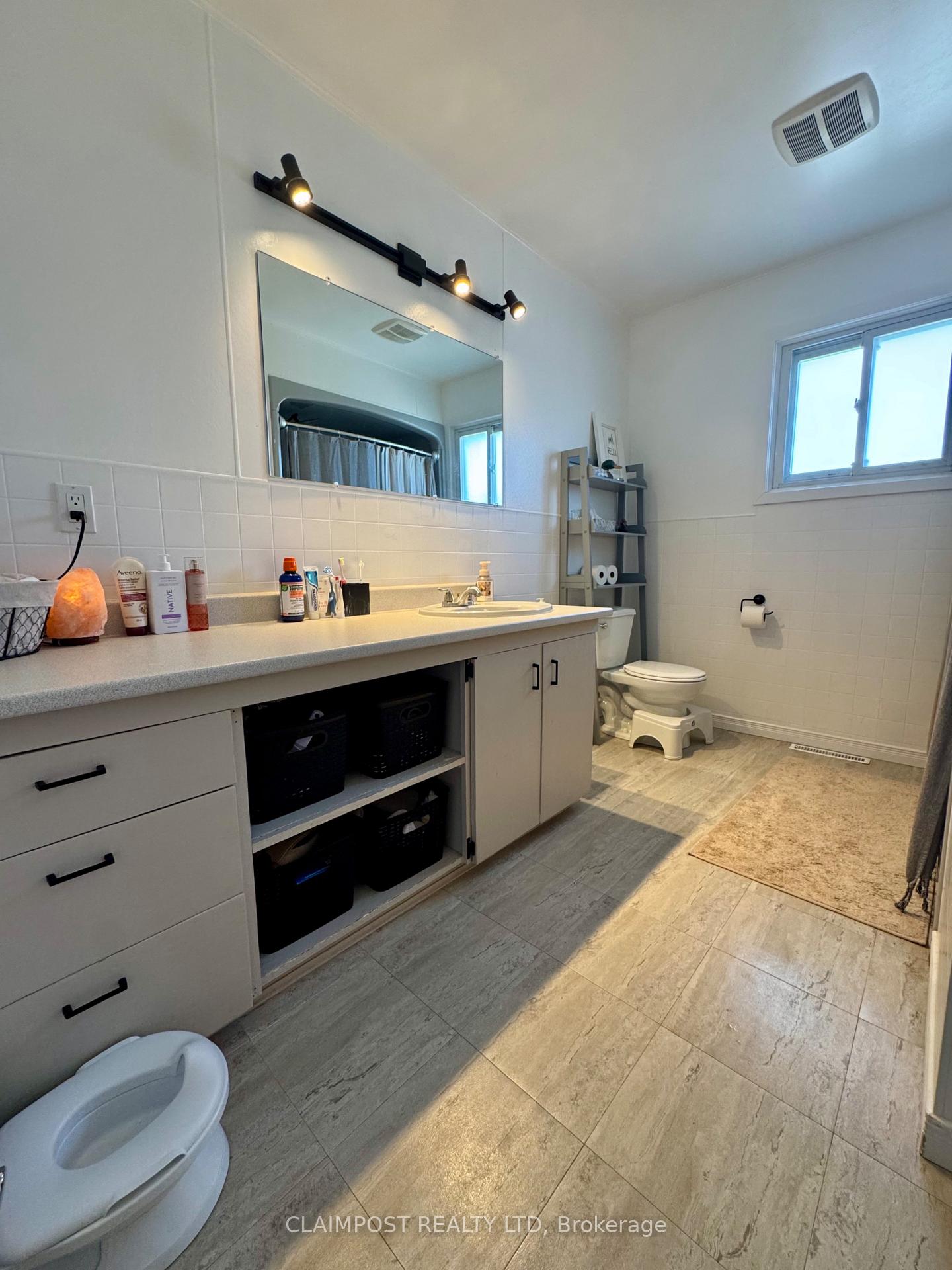 Photo 8 of 21 Hamelin Avenue, Timmins, TNW - Upper Melrose — HOMEH