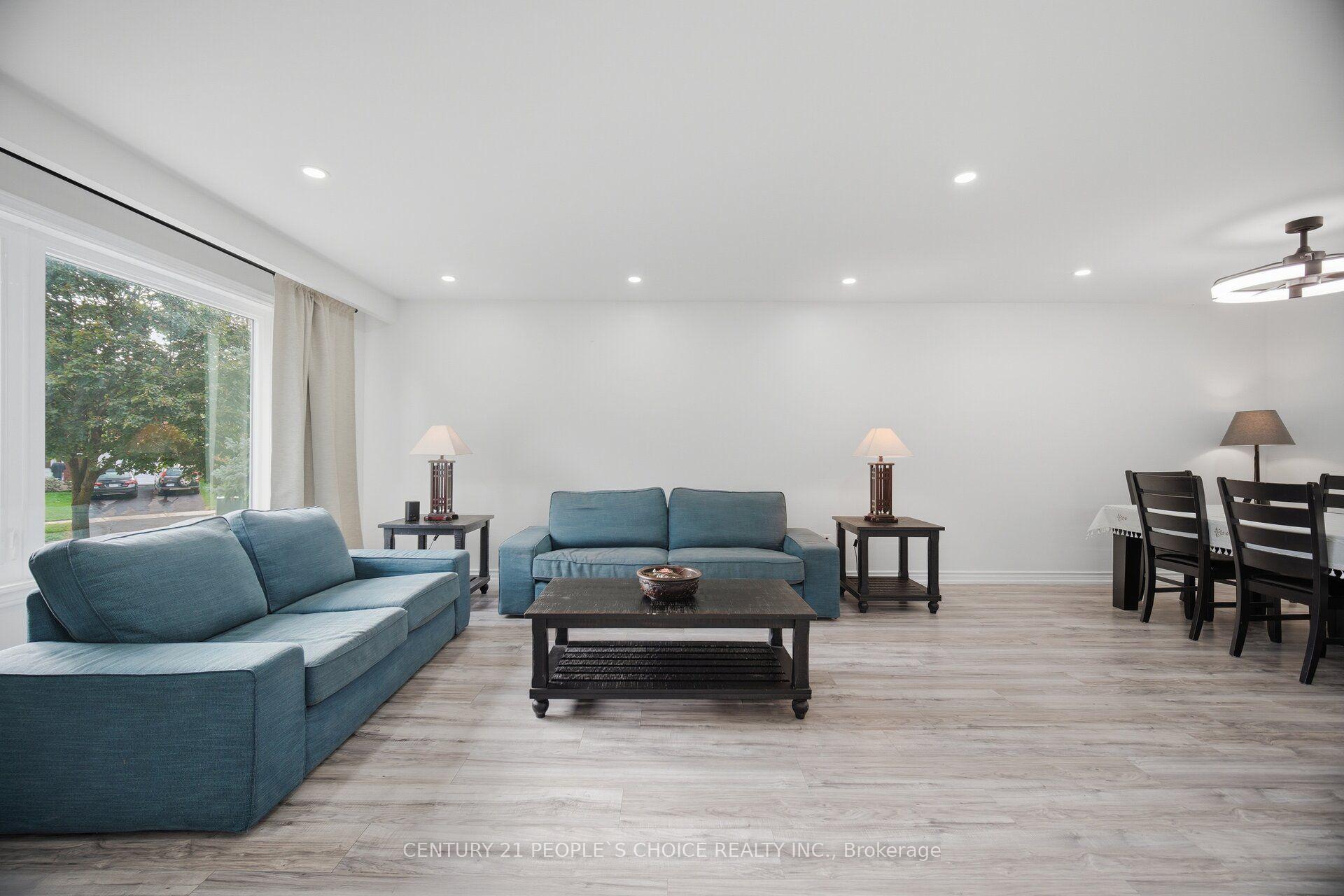 Photo 7 of 578 Cavell Drive, Mississauga, Cooksville — HOMEH