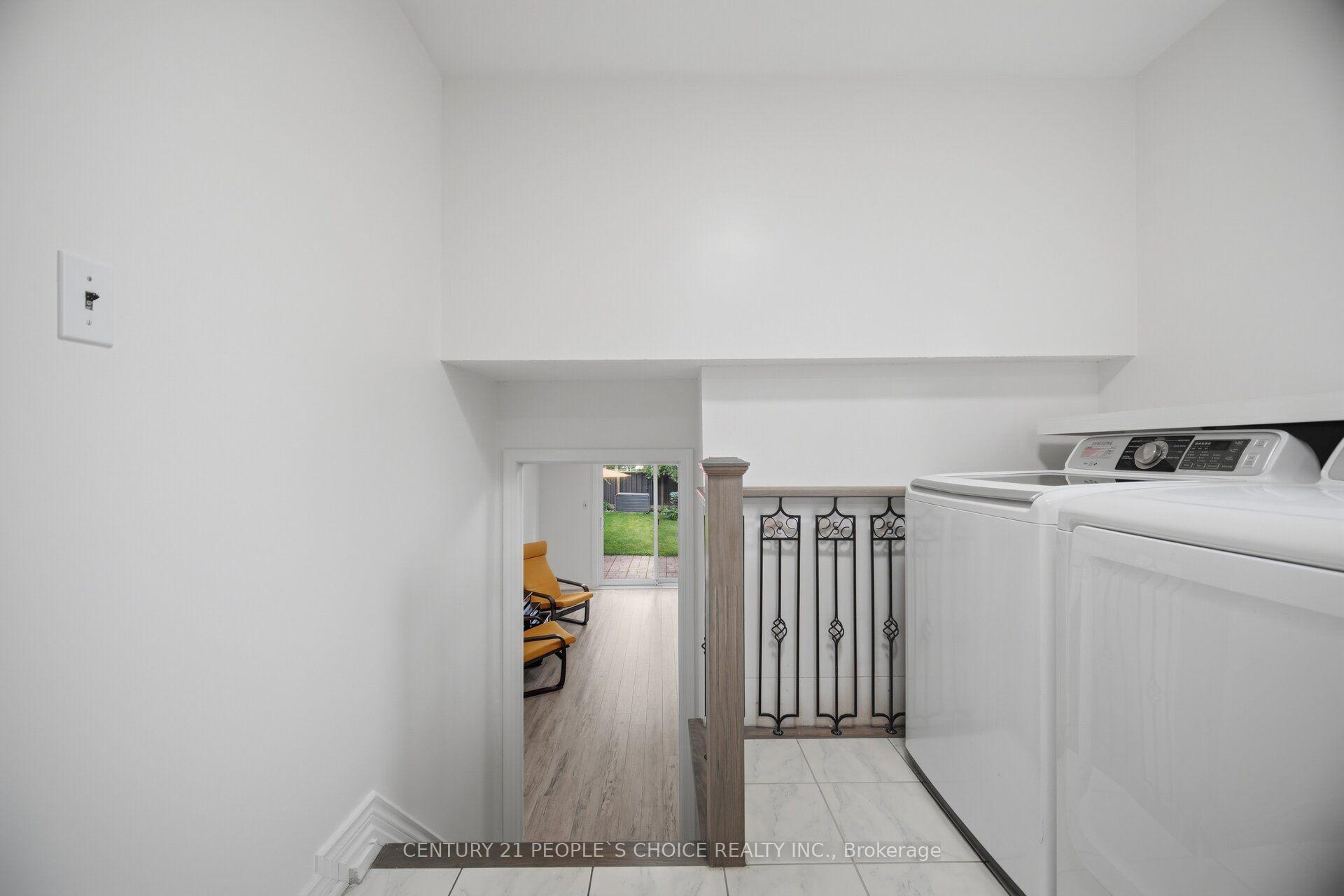 Photo 26 of 578 Cavell Drive, Mississauga, Cooksville — HOMEH