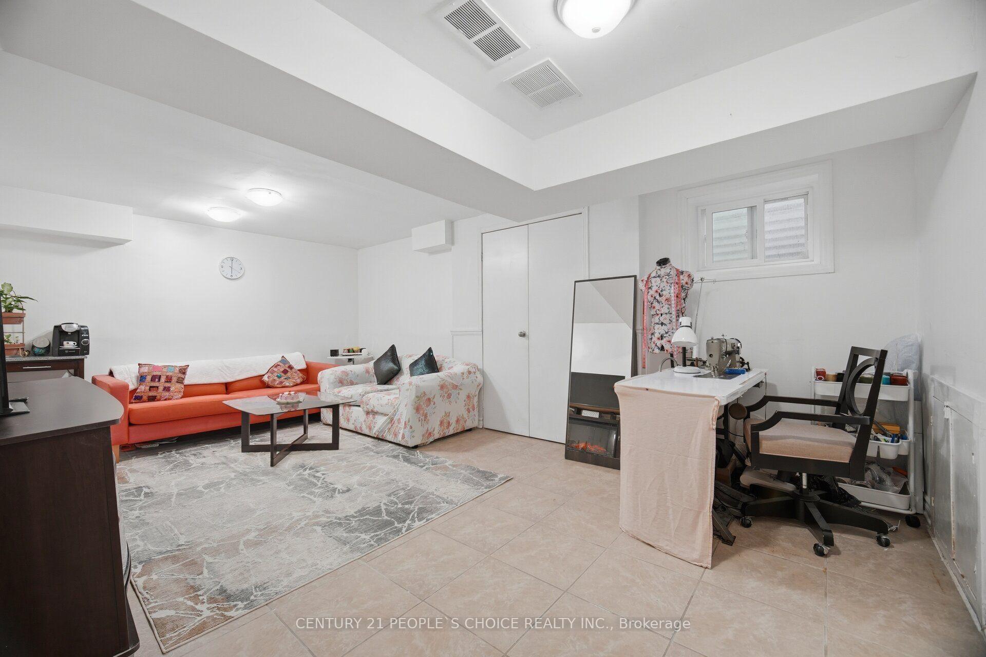 Photo 42 of 578 Cavell Drive, Mississauga, Cooksville — HOMEH