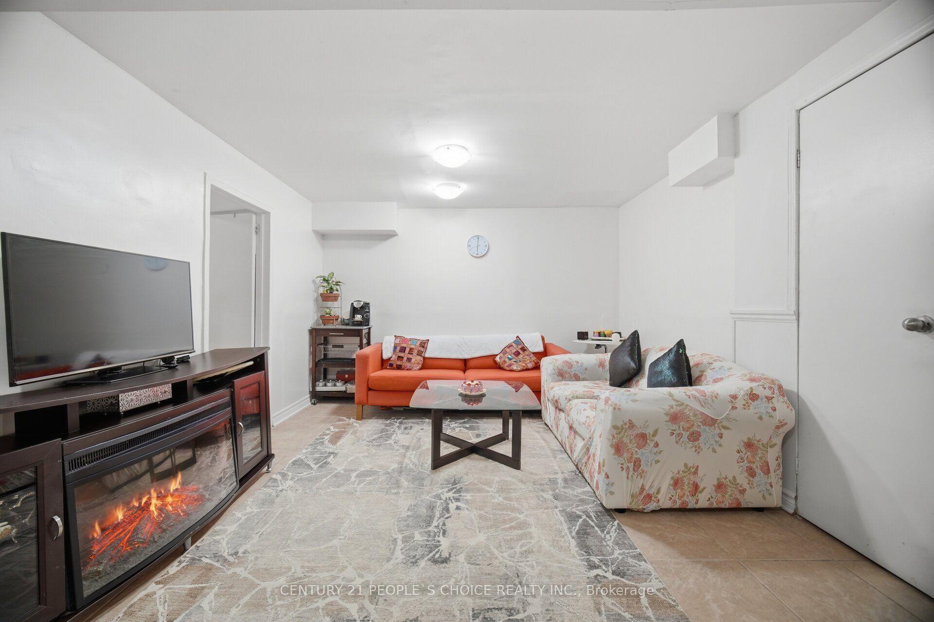 Photo 43 of 578 Cavell Drive, Mississauga, Cooksville — HOMEH
