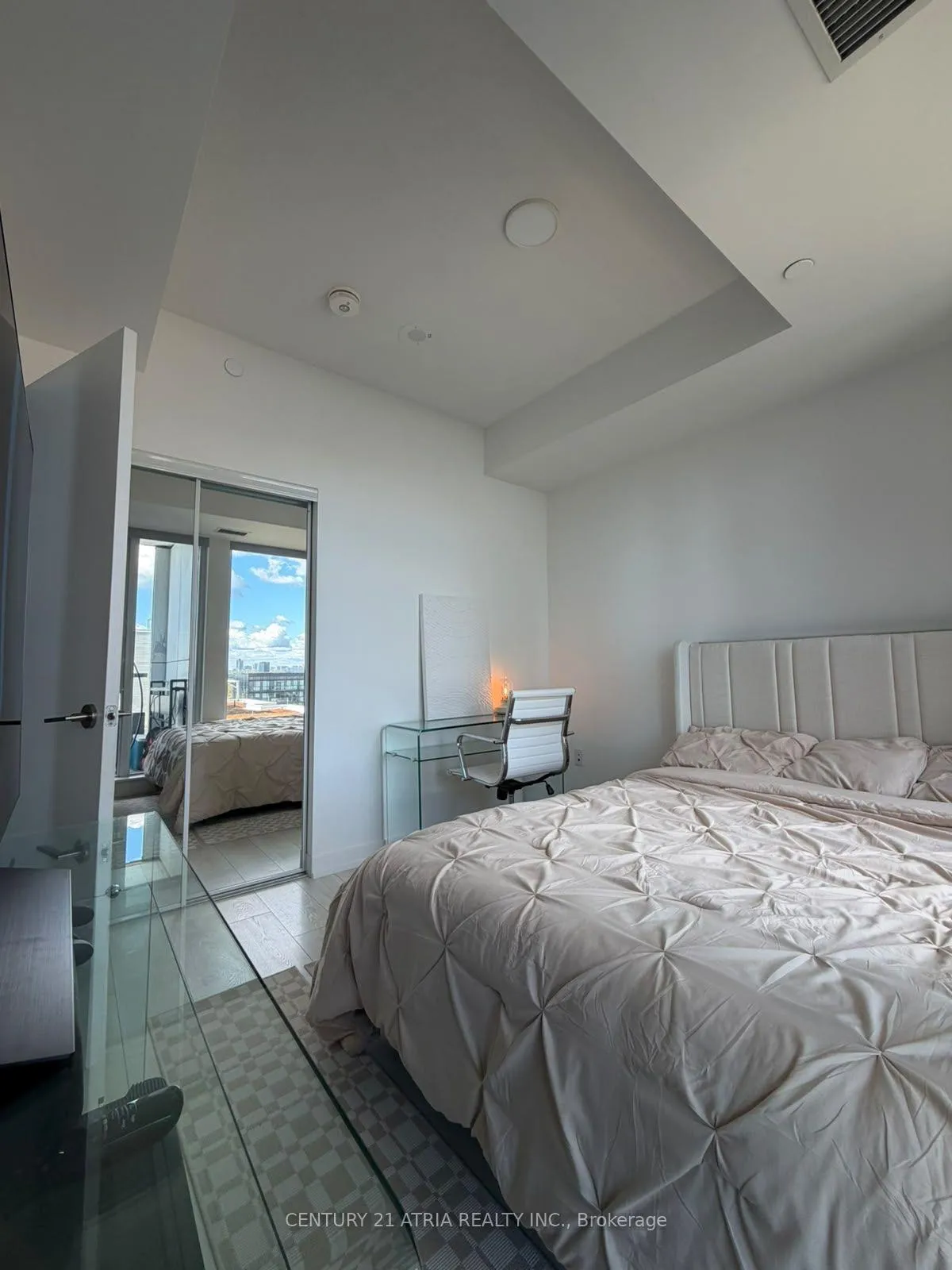 Photo 9 of Unit 1312, 225 Sumach Street, Toronto, Regent Park — HOMEH