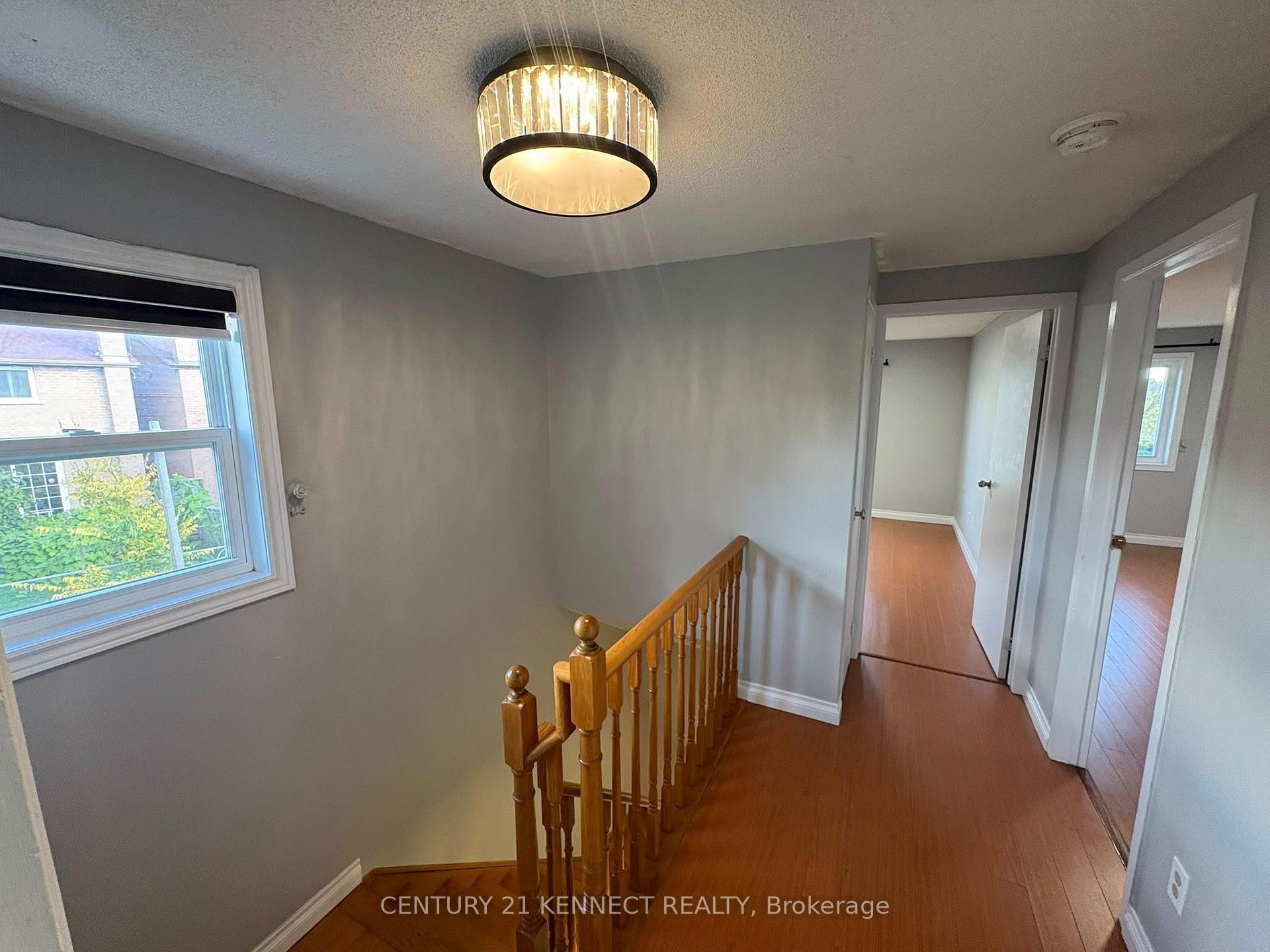 Photo 15 of 68 Larksmere Court, Markham, Milliken Mills West — HOMEH