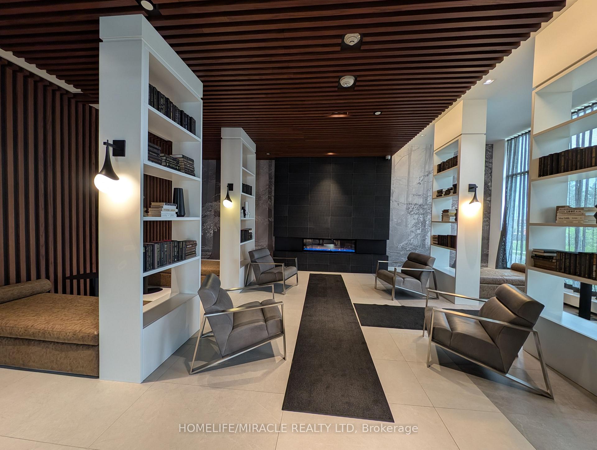 Photo 3 of Unit 310, 297 Oak Walk Drive, Oakville, River Oaks — HOMEH
