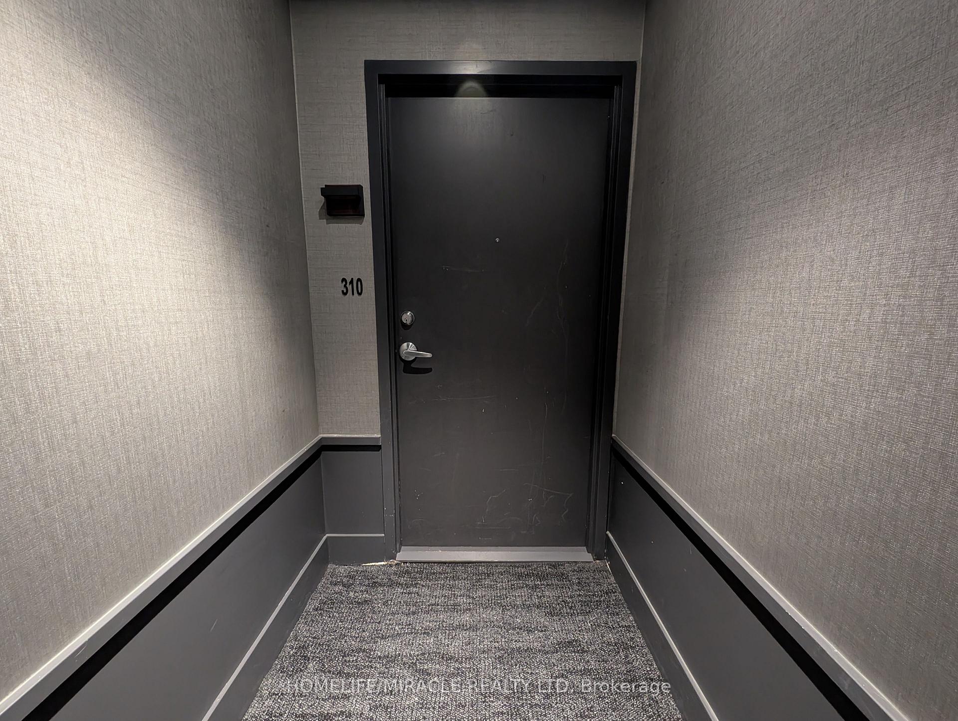 Photo 5 of Unit 310, 297 Oak Walk Drive, Oakville, River Oaks — HOMEH