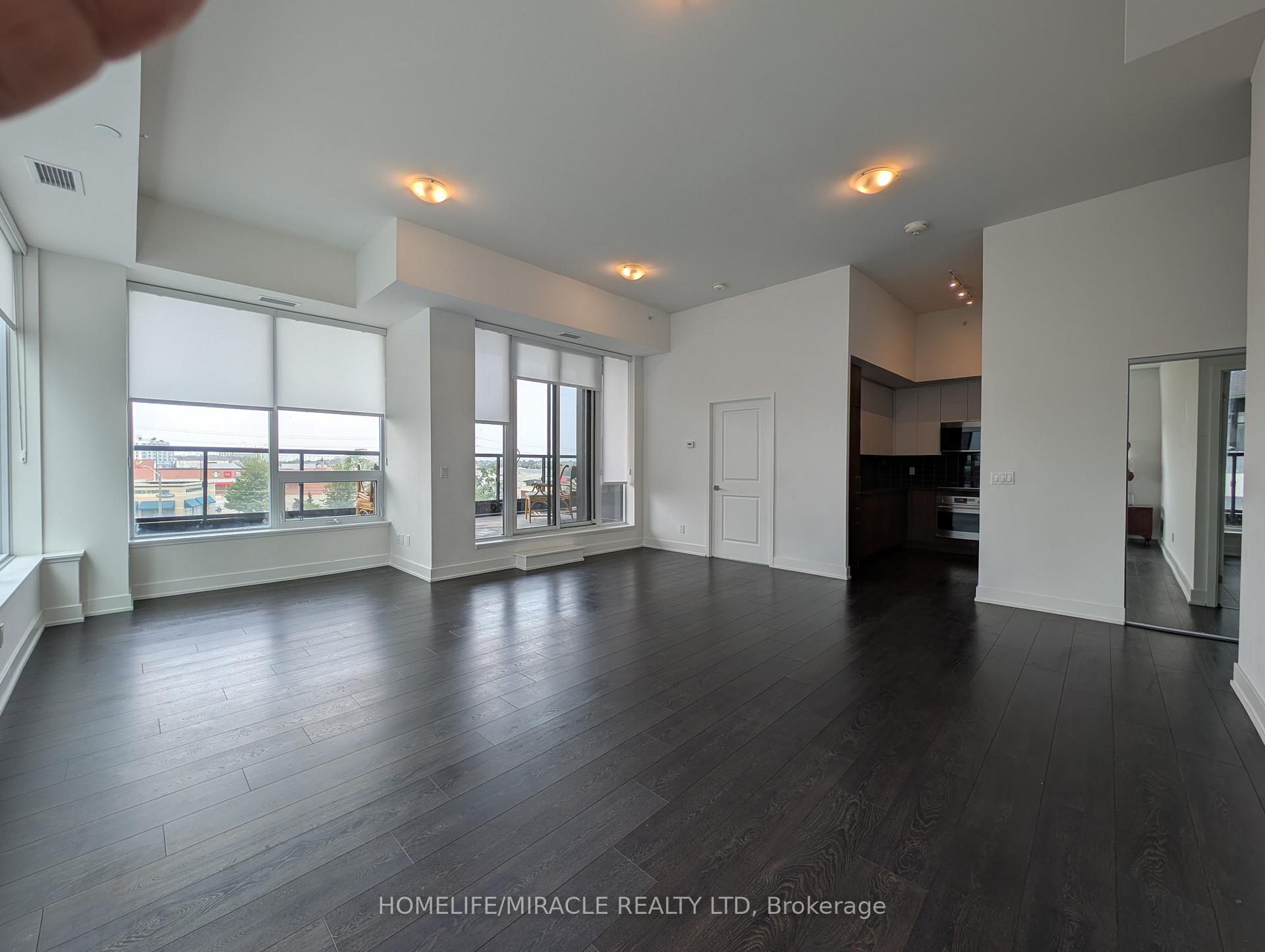 Photo 11 of Unit 310, 297 Oak Walk Drive, Oakville, River Oaks — HOMEH