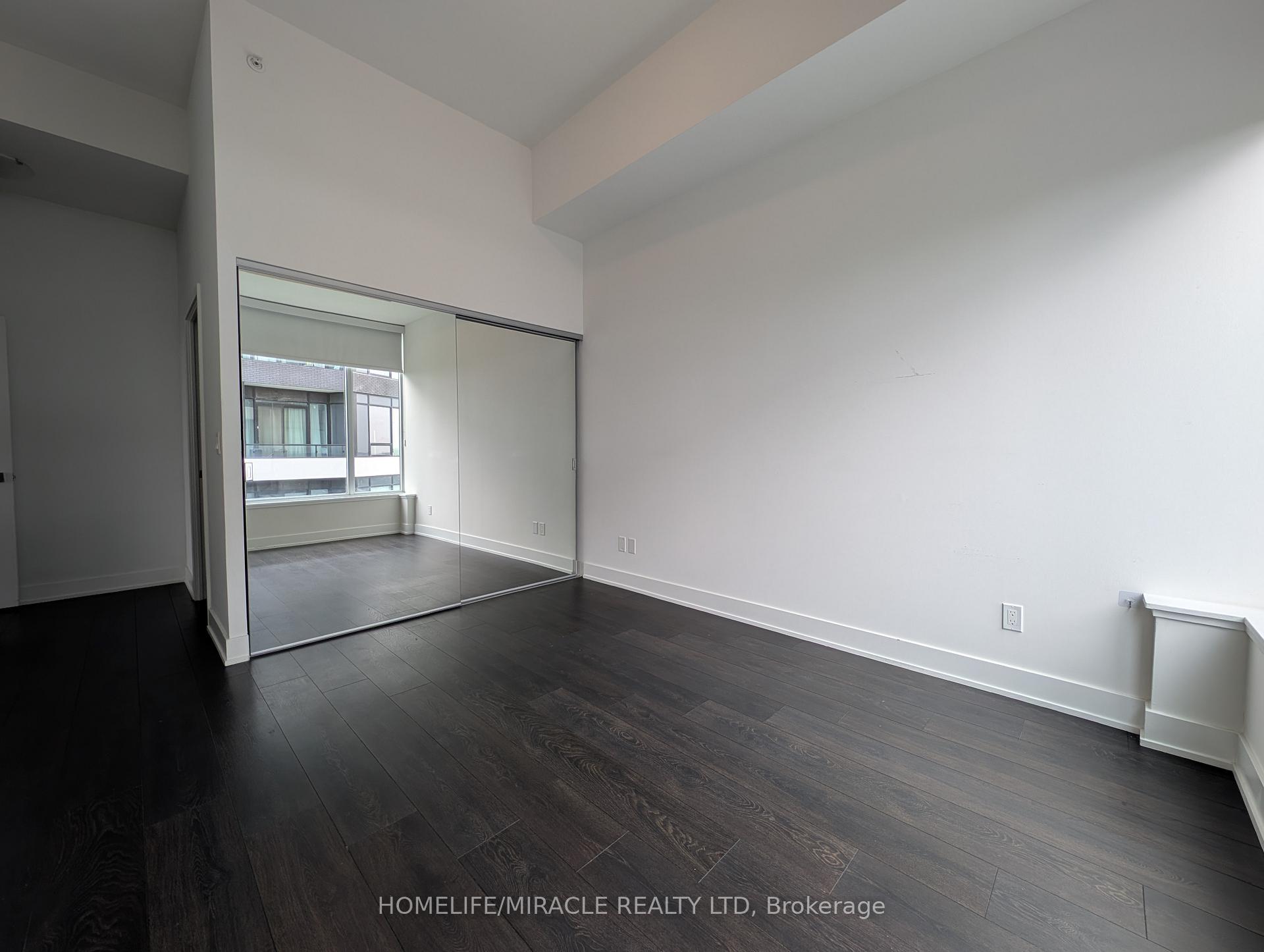 Photo 15 of Unit 310, 297 Oak Walk Drive, Oakville, River Oaks — HOMEH