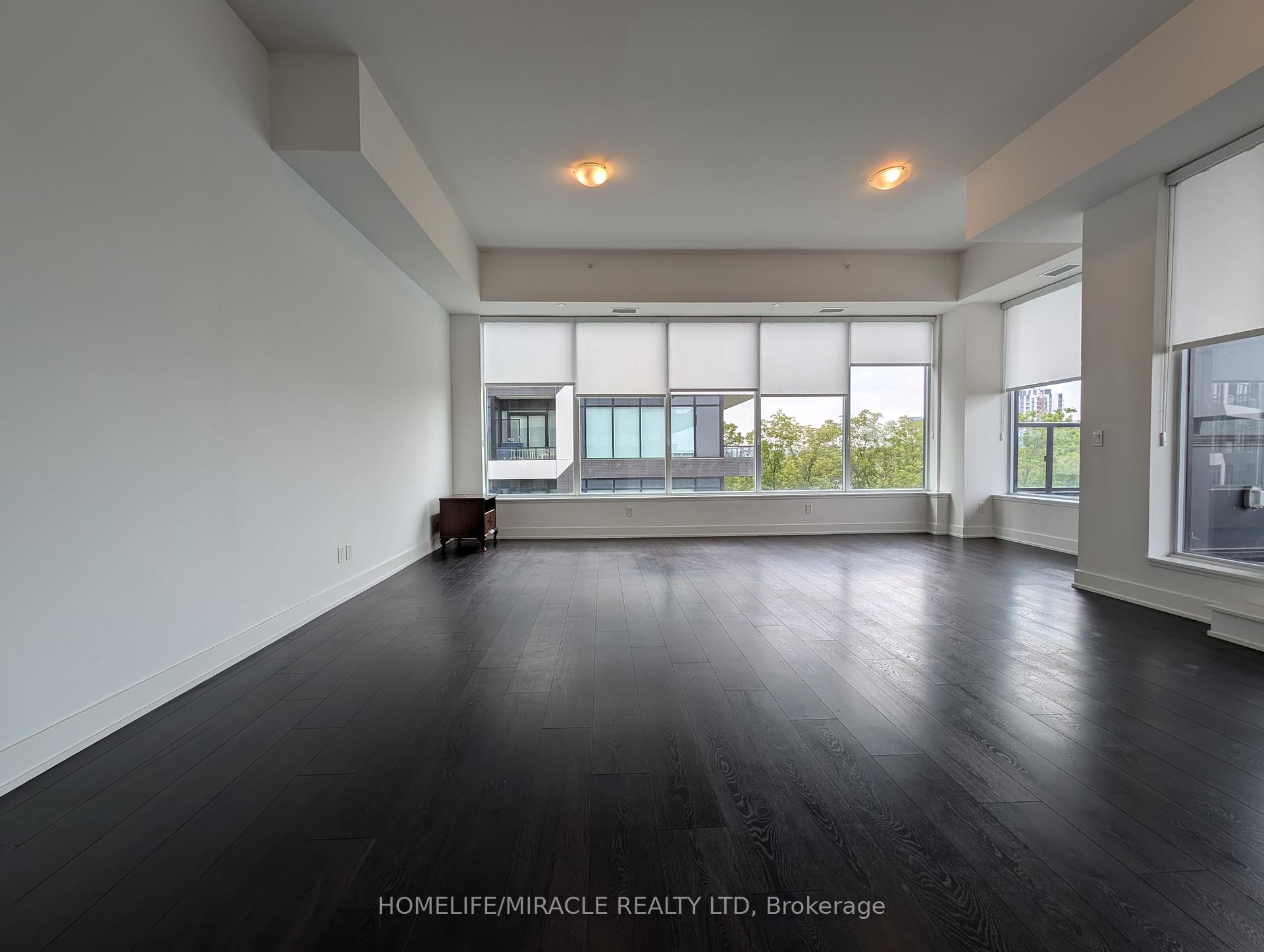 Photo 17 of Unit 310, 297 Oak Walk Drive, Oakville, River Oaks — HOMEH