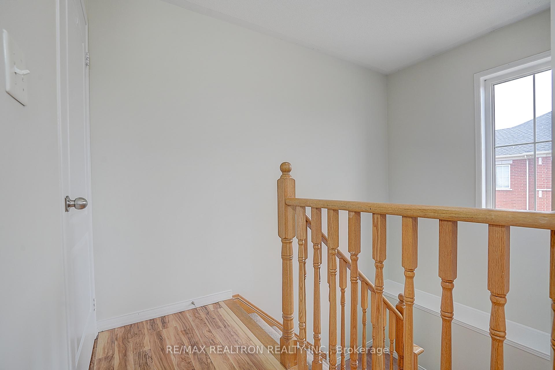 Photo 31 of Unit 16, 2492 Post Road, Oakville, River Oaks — HOMEH