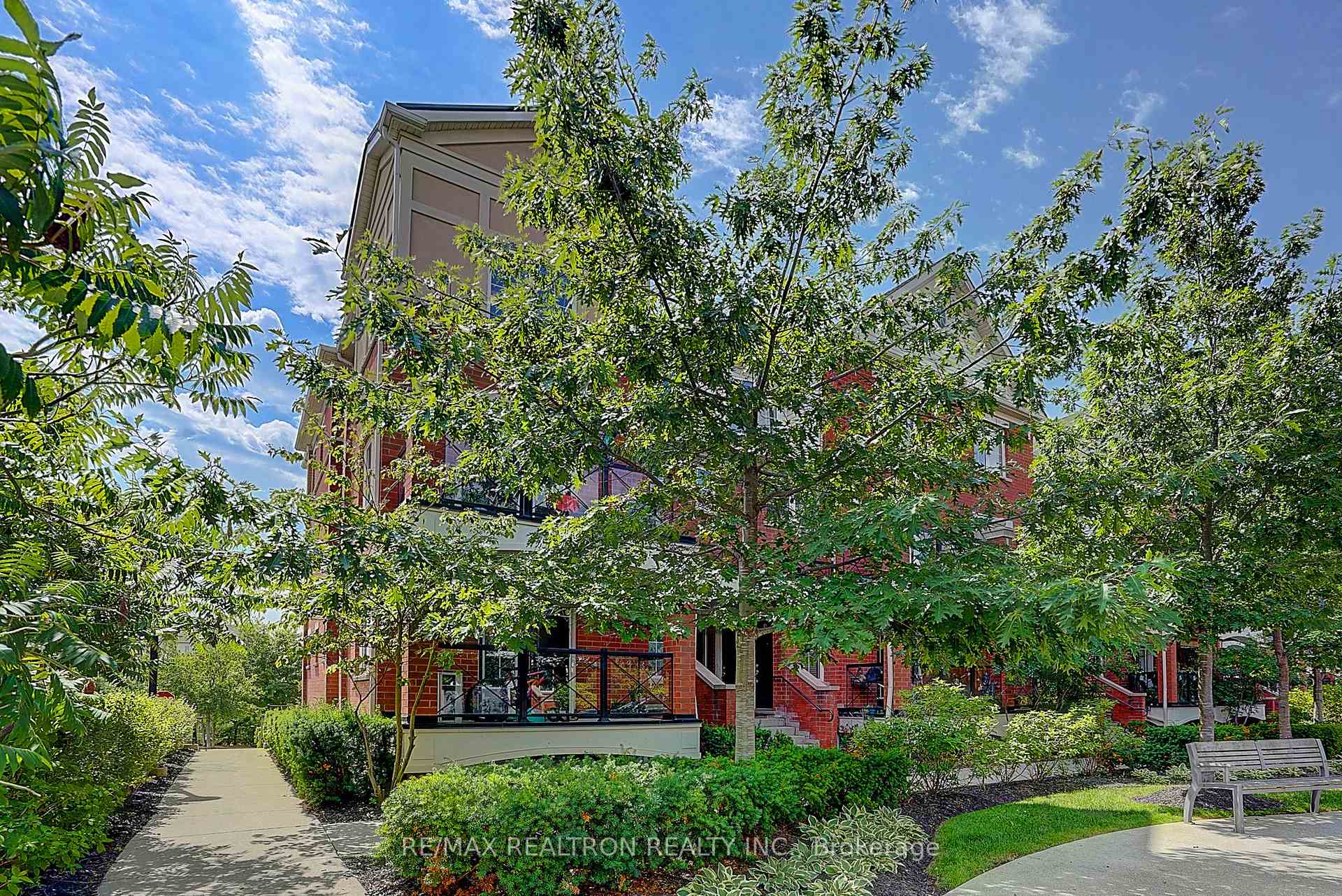 Photo 38 of Unit 16, 2492 Post Road, Oakville, River Oaks — HOMEH