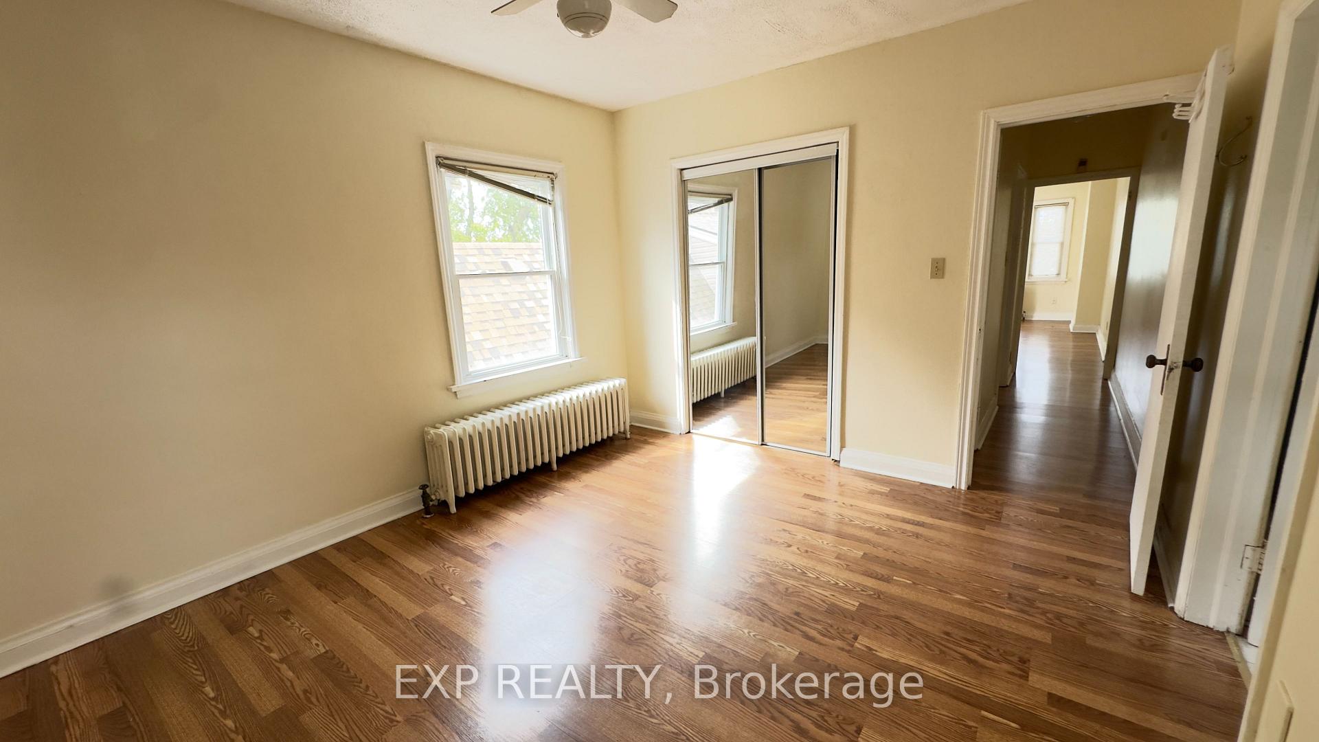 Photo 2 of Unit B 2ND FLOOR, 2 South Drive, St. Catharines, Old Glenridge — HOMEH