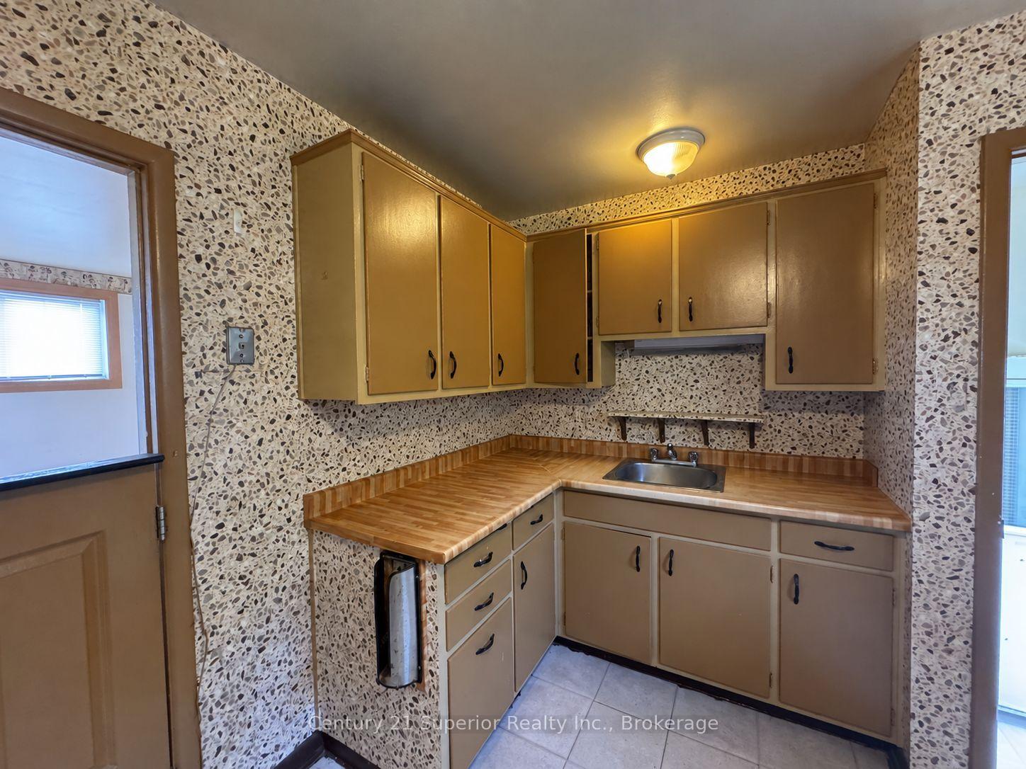 Photo 8 of 34 Flicker Avenue, Manitouwadge, TB-73 — HOMEH