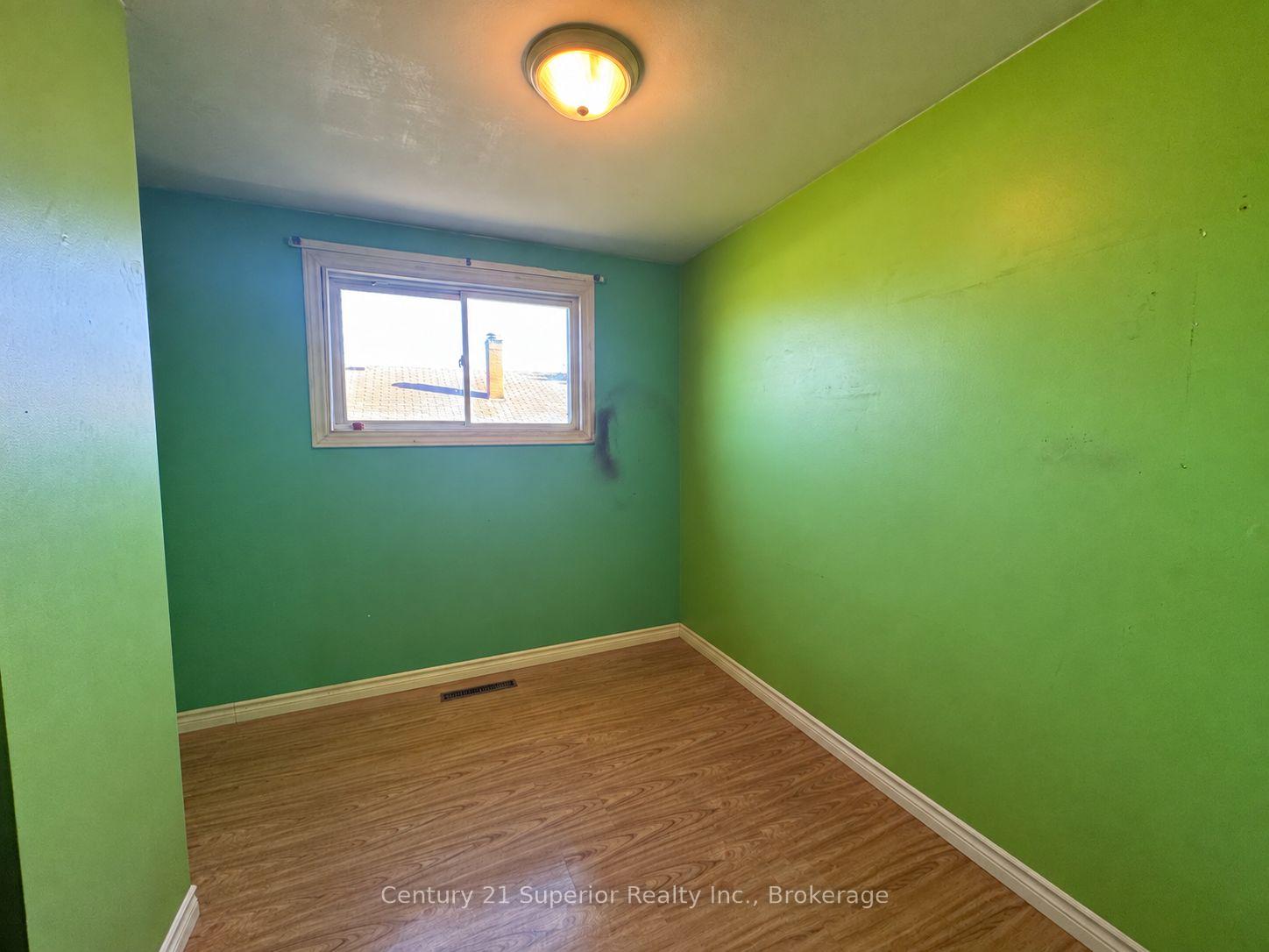 Photo 12 of 34 Flicker Avenue, Manitouwadge, TB-73 — HOMEH