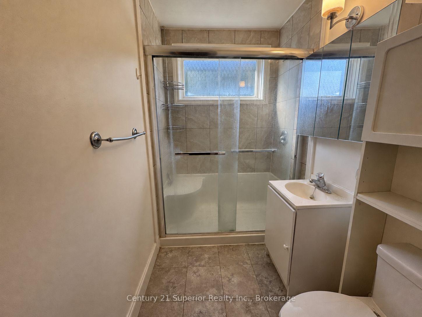 Photo 14 of 34 Flicker Avenue, Manitouwadge, TB-73 — HOMEH