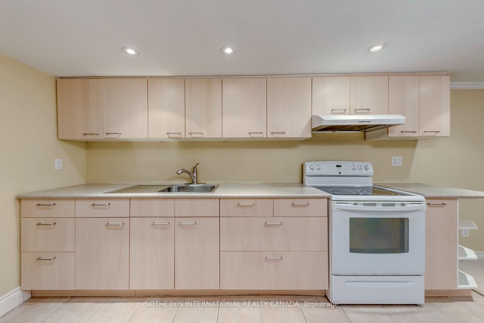 Photo 28 of 66 Twenty Ninth Street, Etobicoke, Long Branch — HOMEH
