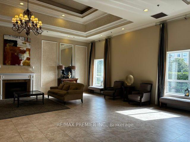 Photo 4 of Unit 712, 2 Maison Parc Court, Vaughan, Lakeview Estates — HOMEH