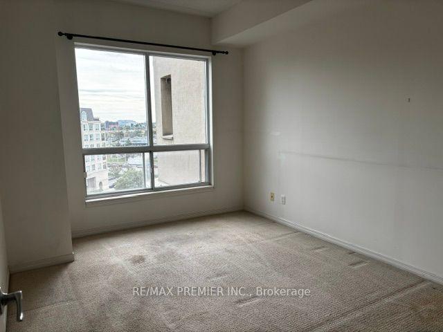 Photo 7 of Unit 712, 2 Maison Parc Court, Vaughan, Lakeview Estates — HOMEH