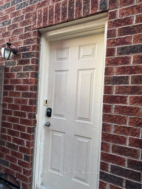Photo 14 of 2 Paper Birch Road, Brampton, Vales of Castlemore — HOMEH