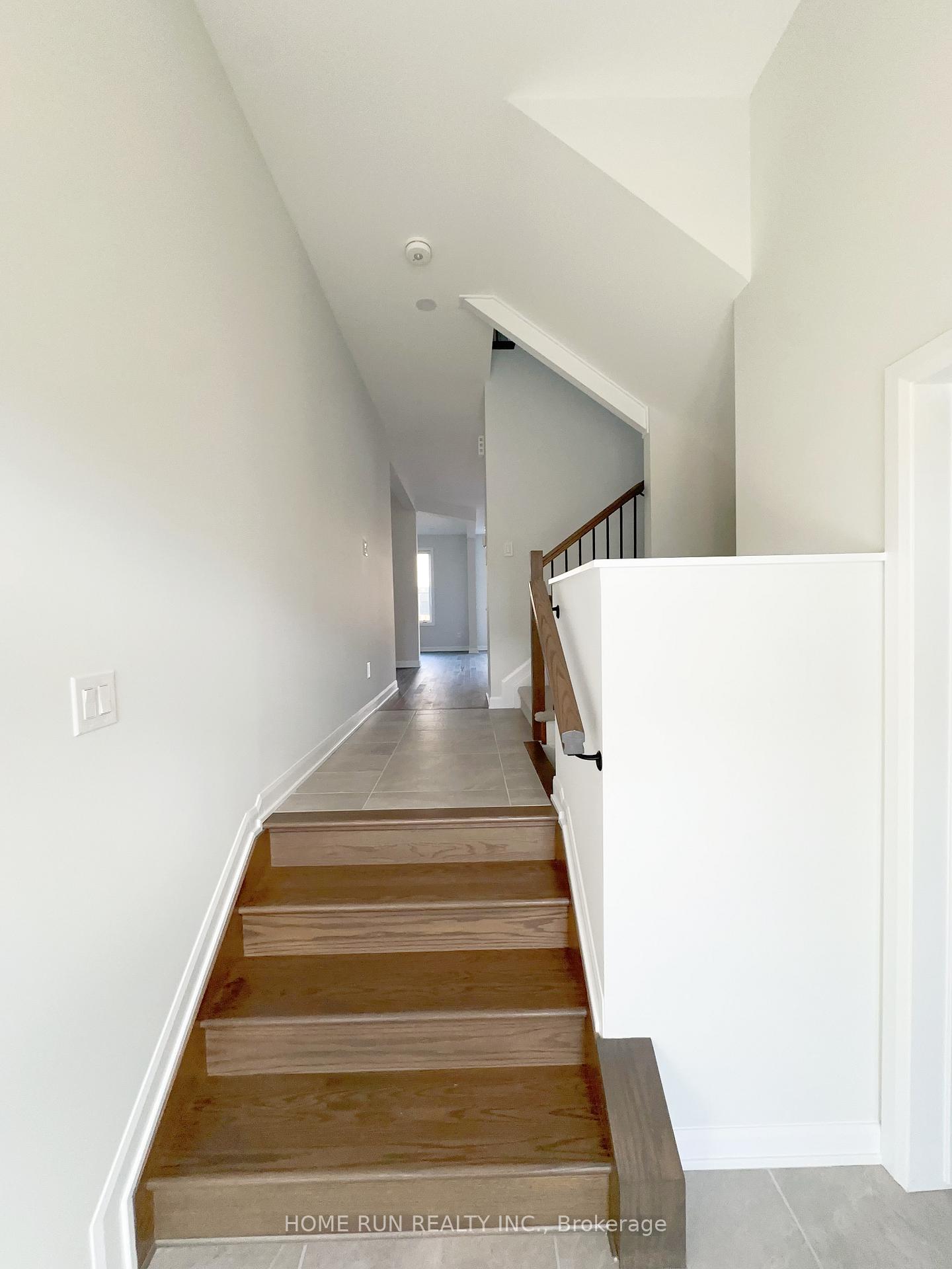 Photo 2 of 116 Lynn Coulter Street, Ottawa, Barrhaven - Half Moon Bay — HOMEH