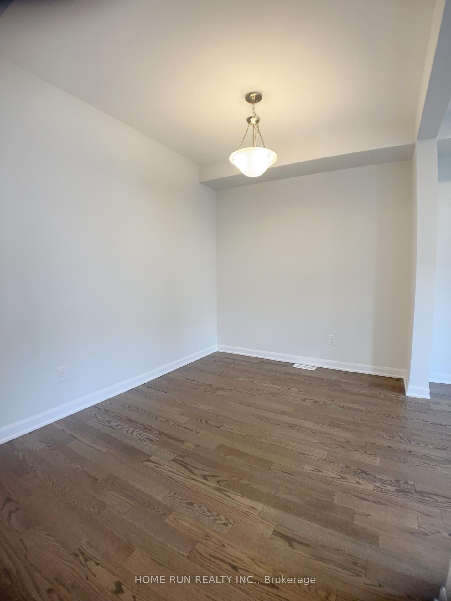Photo 7 of 116 Lynn Coulter Street, Ottawa, Barrhaven - Half Moon Bay — HOMEH