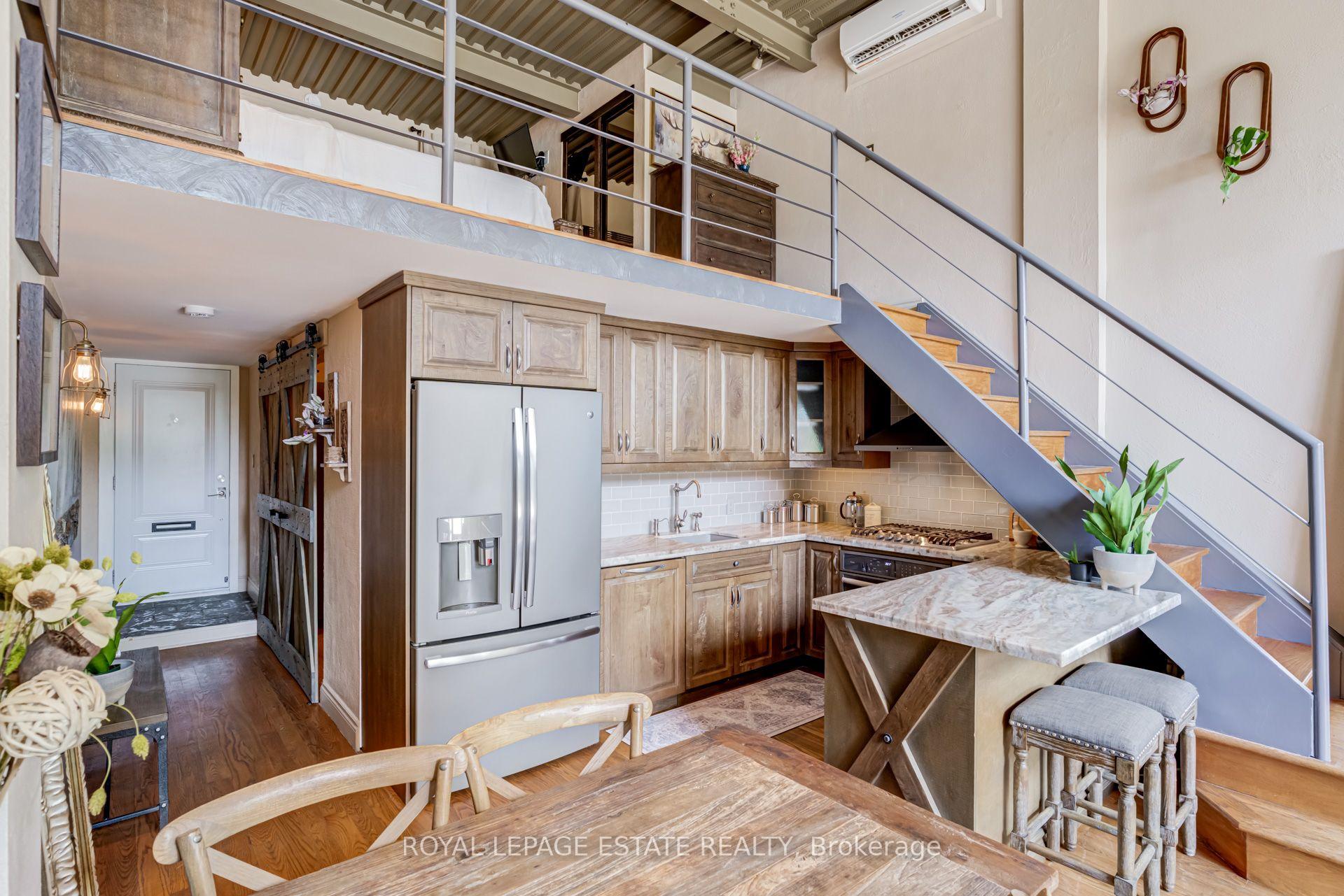Photo 11 of Unit 6, 517 Kingston Road, Toronto, The Beaches — HOMEH