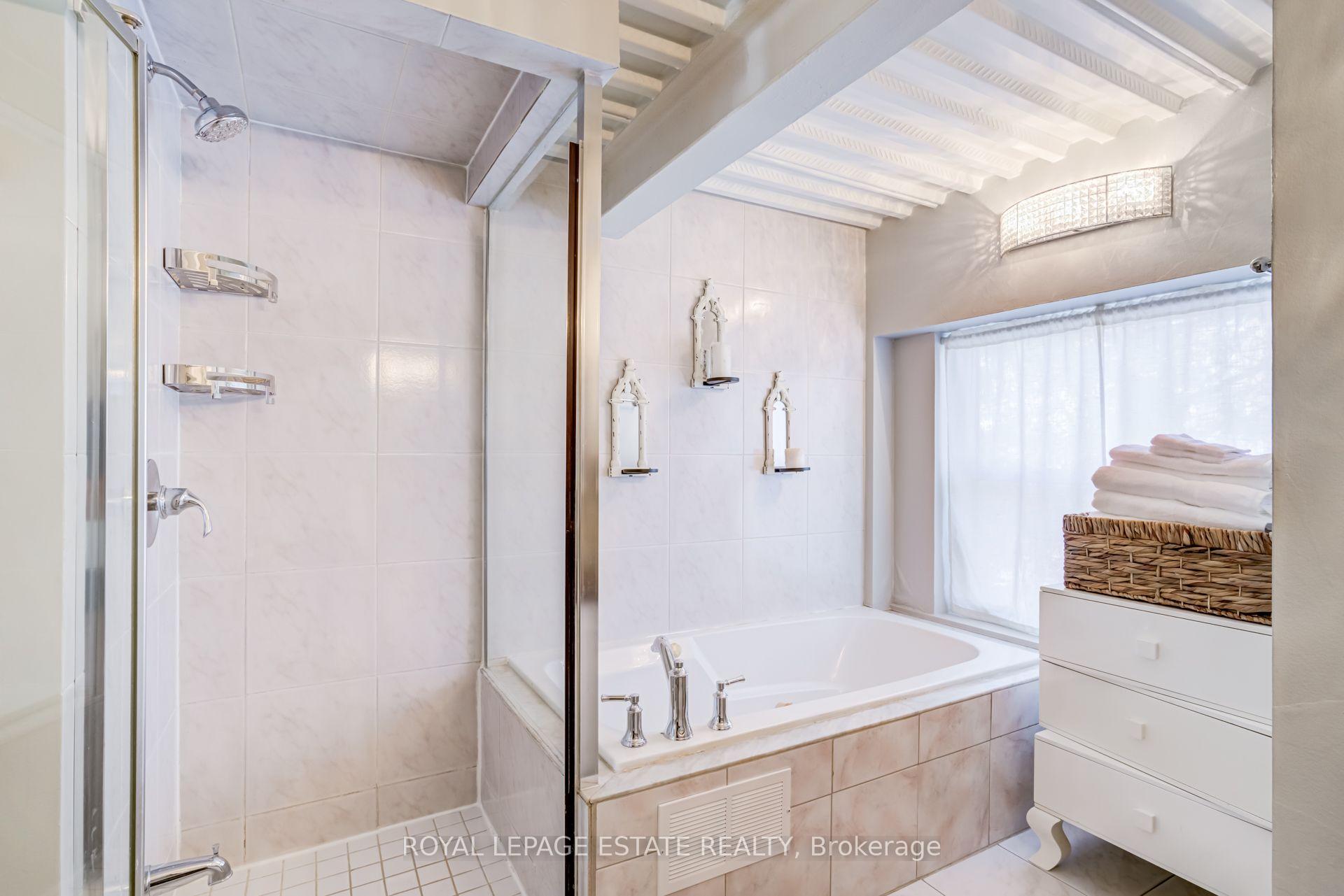Photo 23 of Unit 6, 517 Kingston Road, Toronto, The Beaches — HOMEH