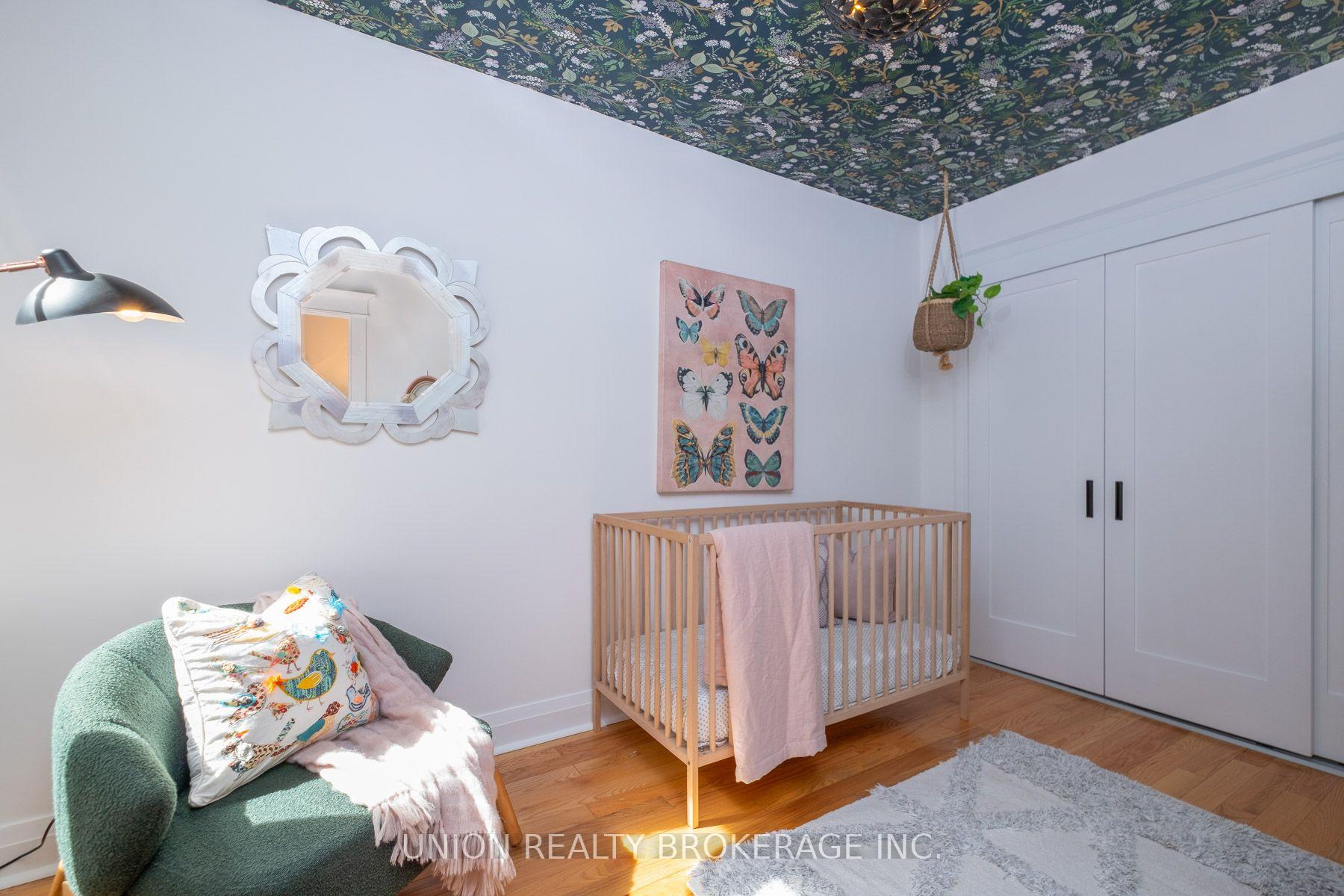 Photo 14 of 17 Ashland Avenue, Toronto, Woodbine Corridor — HOMEH