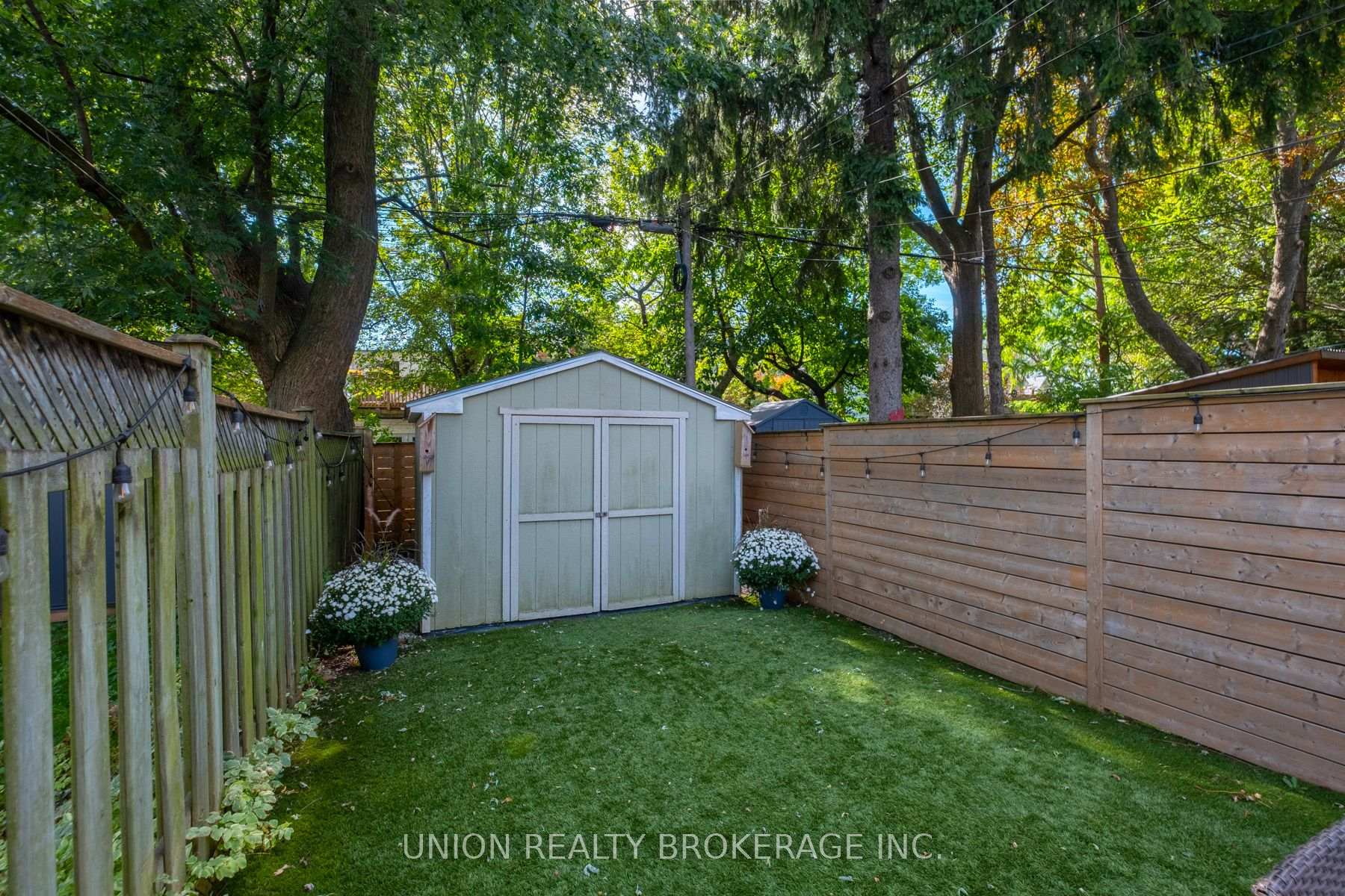 Photo 25 of 17 Ashland Avenue, Toronto, Woodbine Corridor — HOMEH