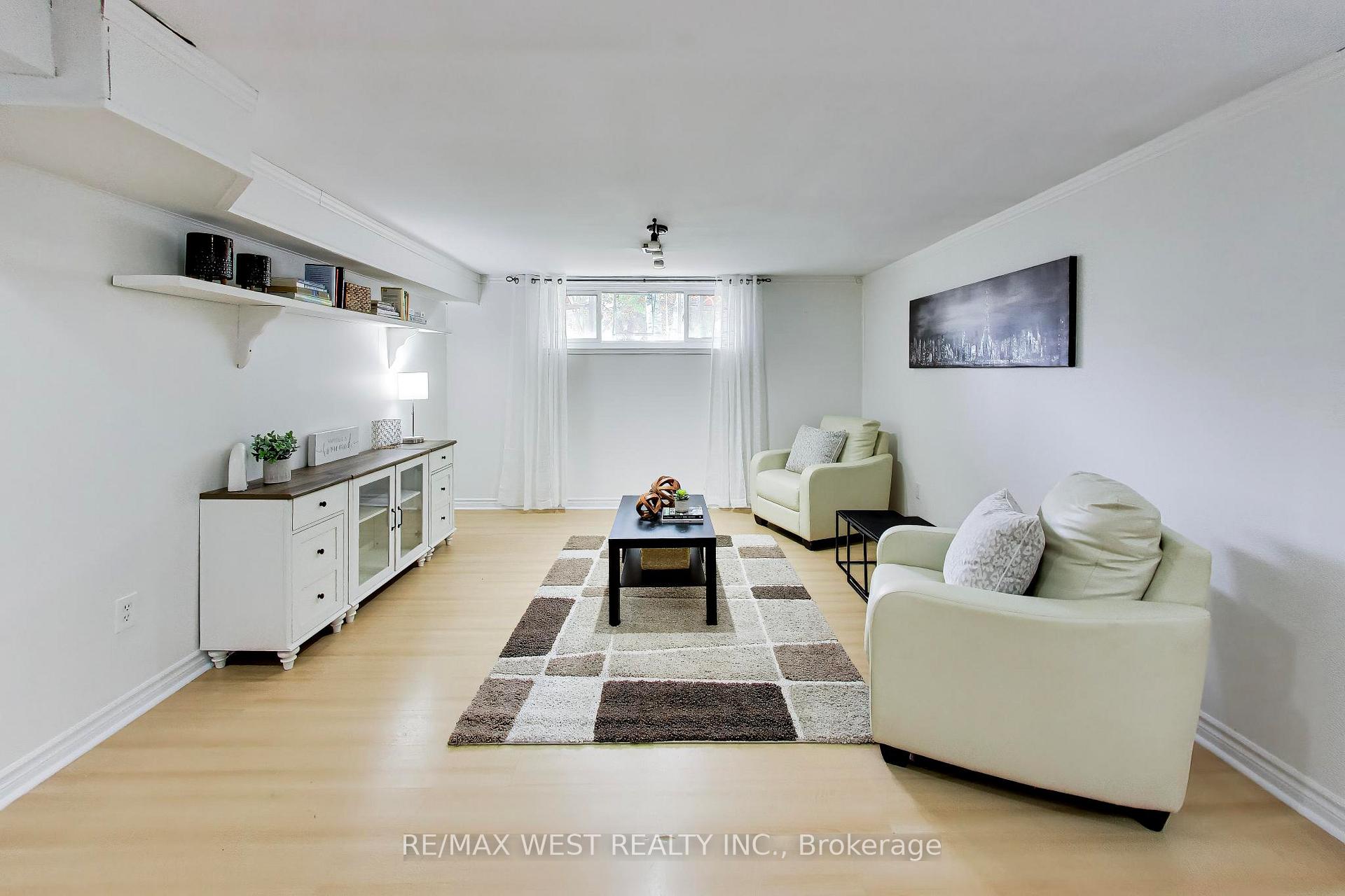 Photo 25 of 128 Roser Crescent, Clarington, Bowmanville — HOMEH