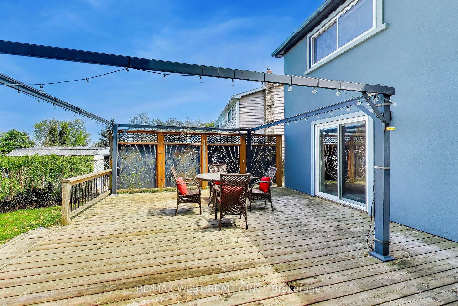 Photo 32 of 128 Roser Crescent, Clarington, Bowmanville — HOMEH