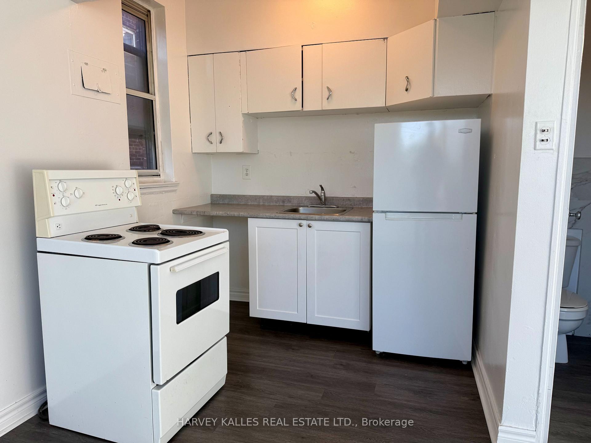 Photo 6 of Unit 311, 1582 Bathurst Street, Toronto, Humewood-Cedarvale — HOMEH