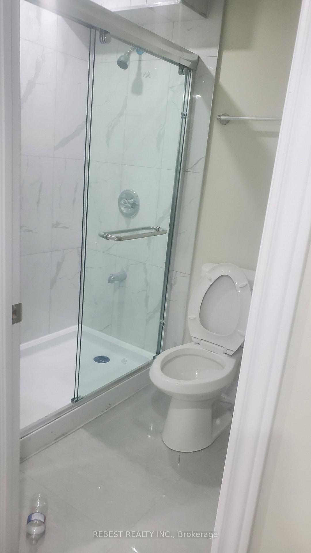 Photo 4 of Unit Bsmt, 41 Spotted Owl Crescent, Brampton, Northwest Sandalwood Parkway — HOMEH