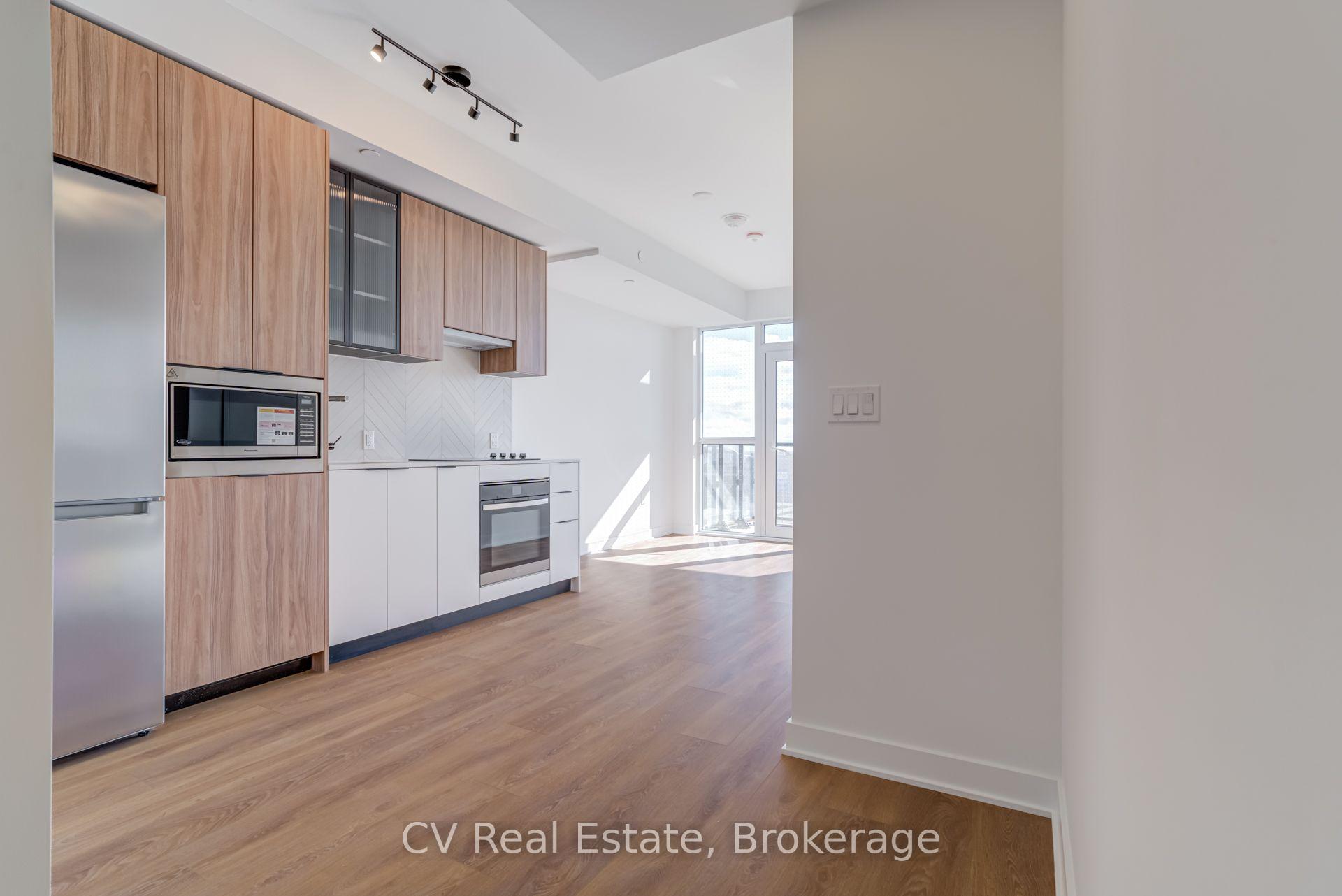 Photo 4 of Unit 407, 1037 The Queensway, Etobicoke, Islington-City Centre West — HOMEH