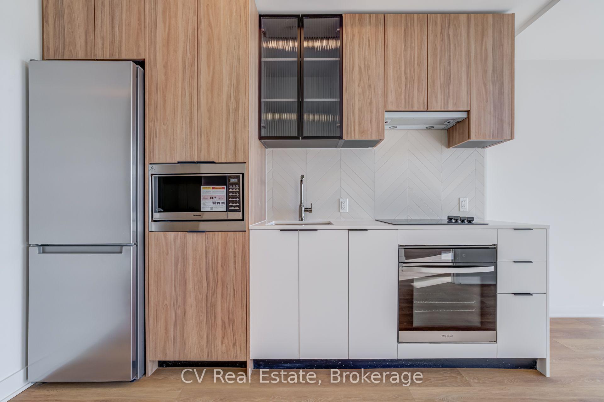 Photo 6 of Unit 407, 1037 The Queensway, Etobicoke, Islington-City Centre West — HOMEH