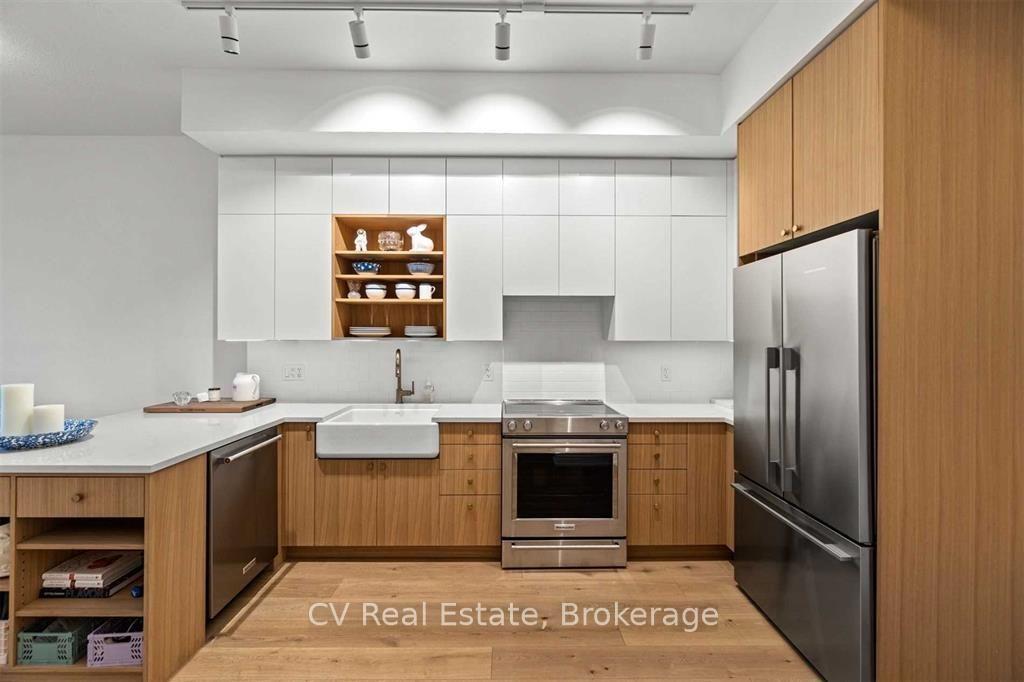 Front of Unit S724, 112 George Street