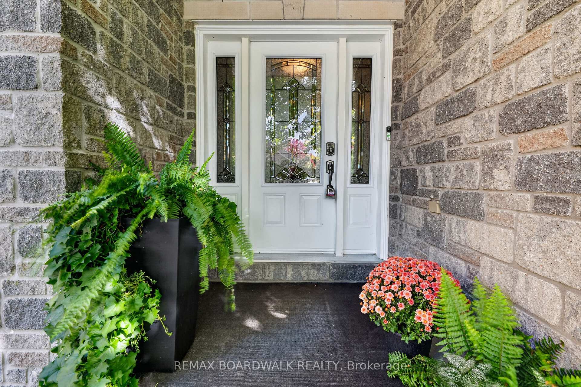 Photo 2 of 35 Honore Crescent, The Nation, Limoges — HOMEH