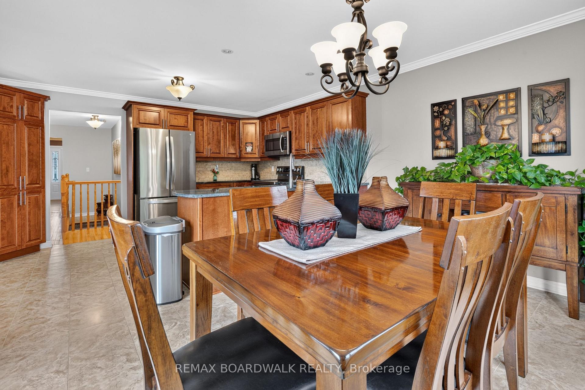 Photo 17 of 35 Honore Crescent, The Nation, Limoges — HOMEH