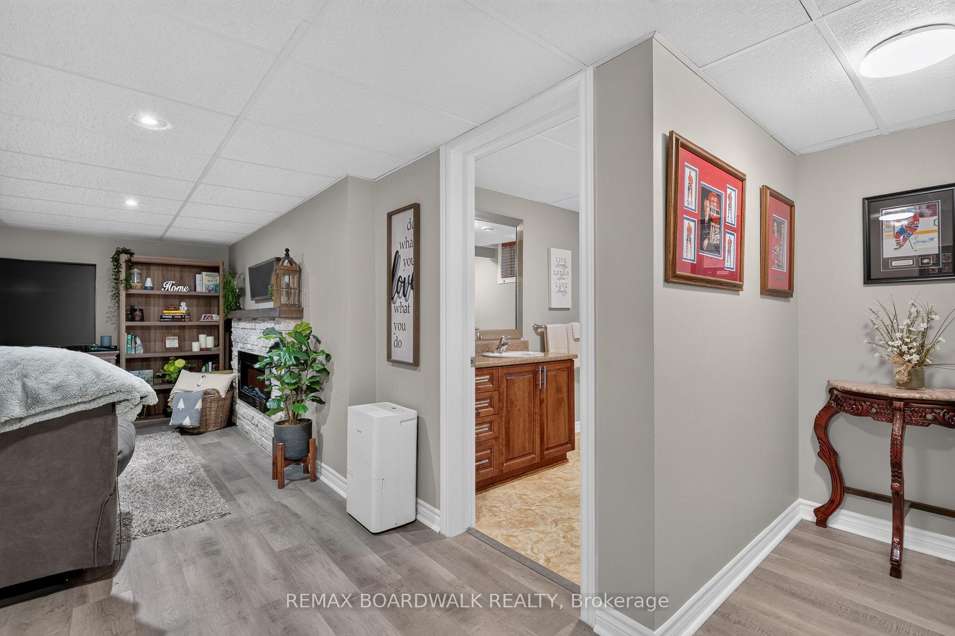 Photo 25 of 35 Honore Crescent, The Nation, Limoges — HOMEH
