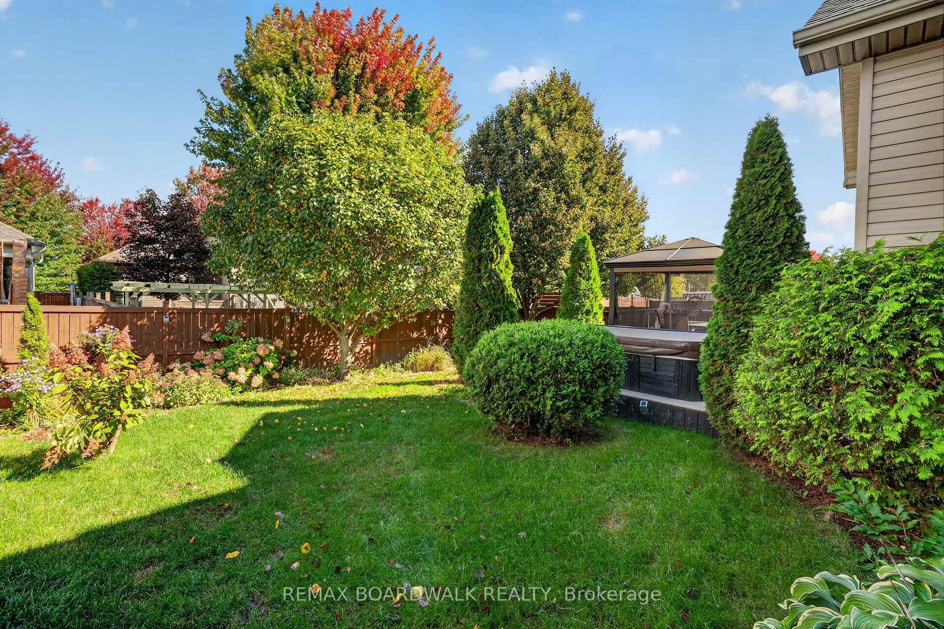 Photo 38 of 35 Honore Crescent, The Nation, Limoges — HOMEH