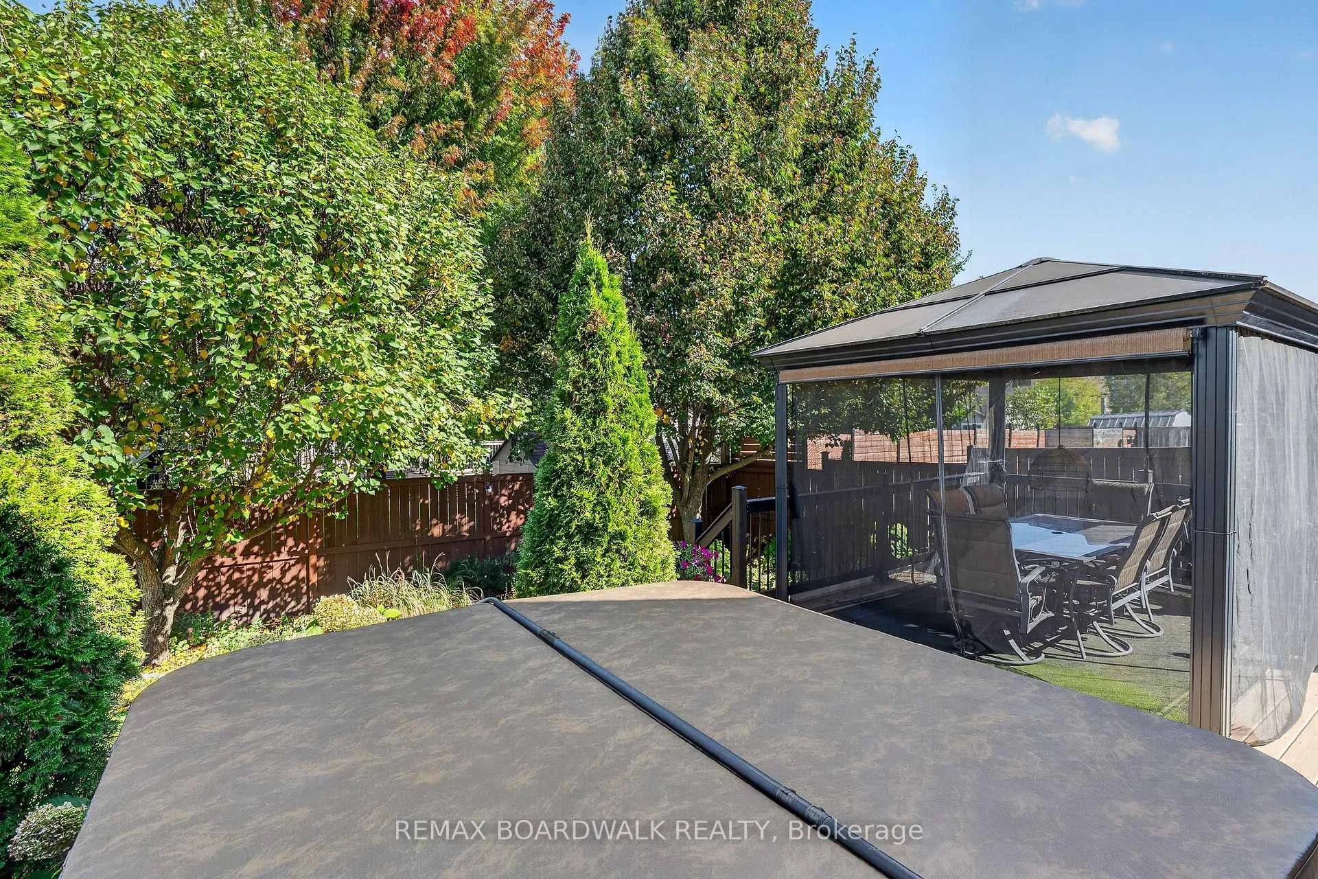 Photo 43 of 35 Honore Crescent, The Nation, Limoges — HOMEH