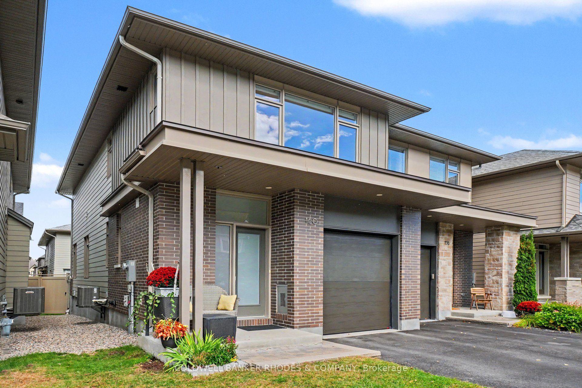 Photo 2 of 160 Avro Circle, Ottawa, CFB Rockcliffe and Area — HOMEH