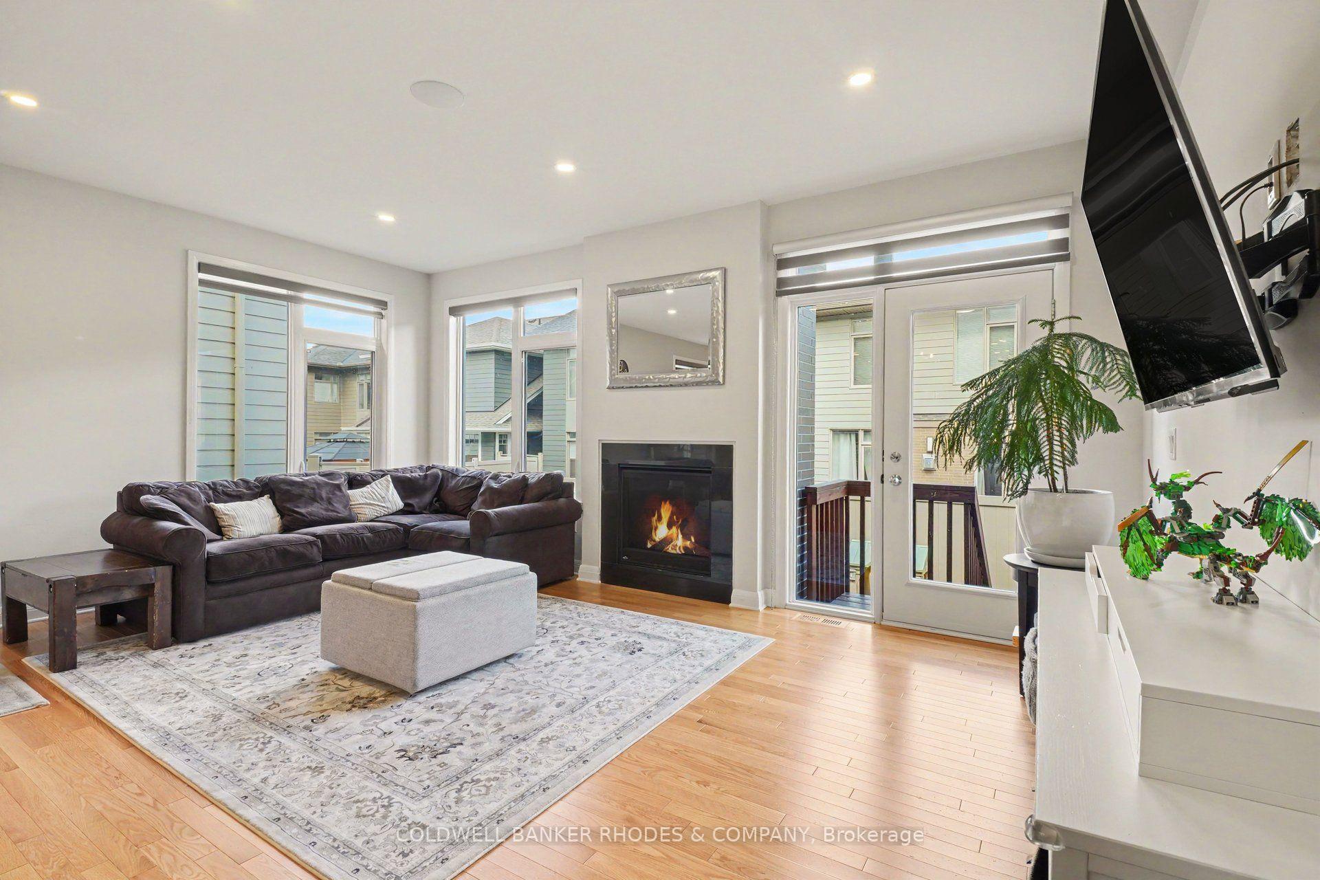 Photo 14 of 160 Avro Circle, Ottawa, CFB Rockcliffe and Area — HOMEH