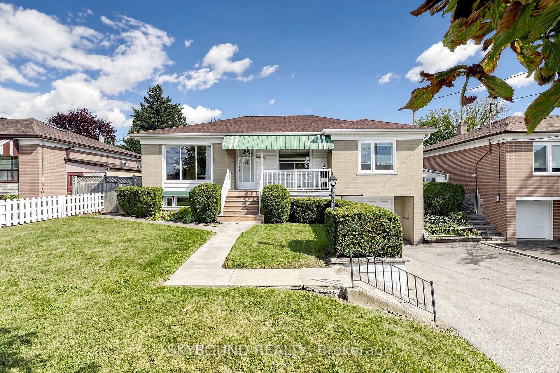 Photo 2 of 13 Liscombe Road, North York, Rustic — HOMEH