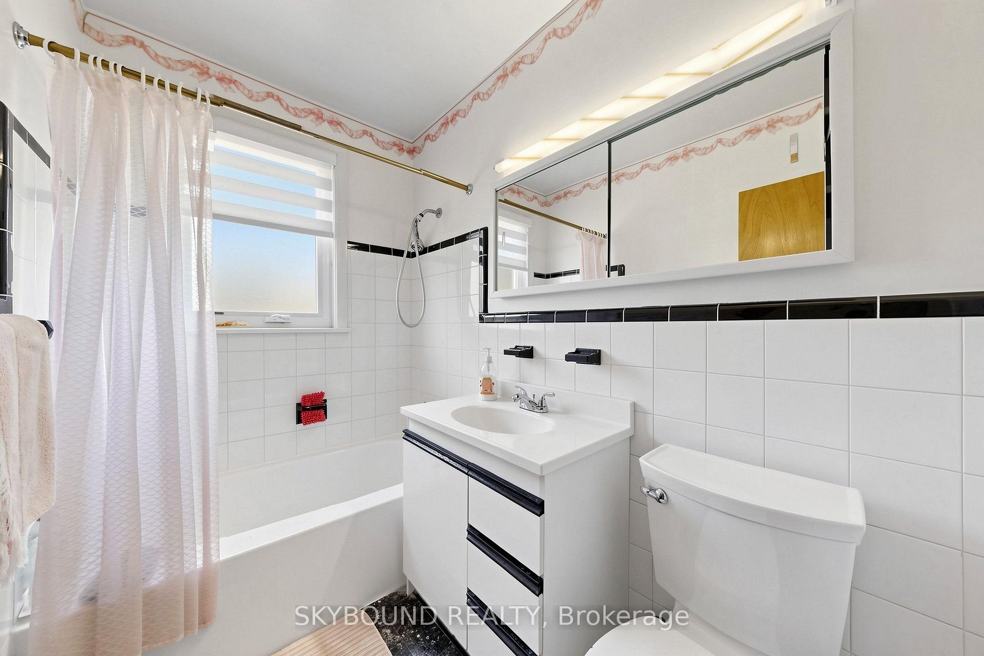 Photo 16 of 13 Liscombe Road, North York, Rustic — HOMEH