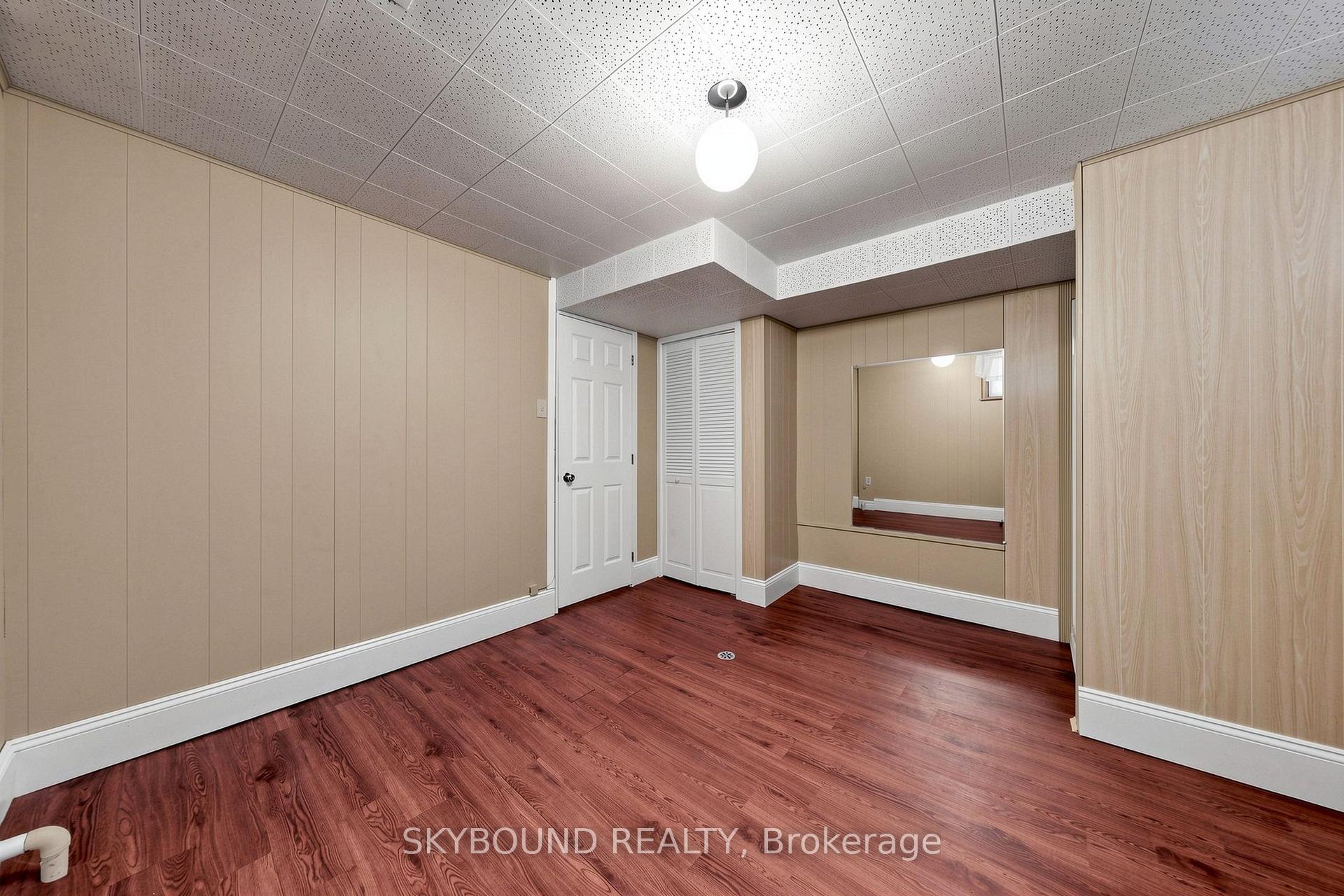 Photo 19 of 13 Liscombe Road, North York, Rustic — HOMEH