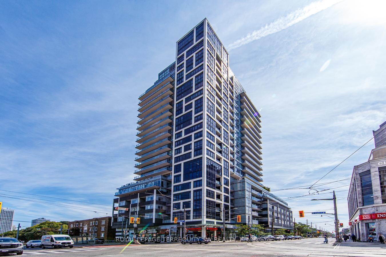 Photo of Unit 510, 501 St. Clair Avenue W