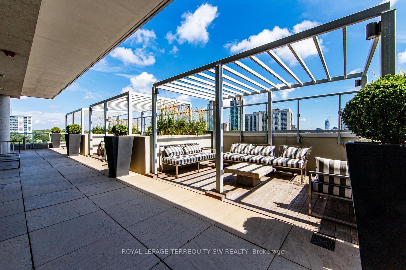 Photo 36 of Unit 510, 501 St. Clair Avenue W, Toronto, Casa Loma — HOMEH