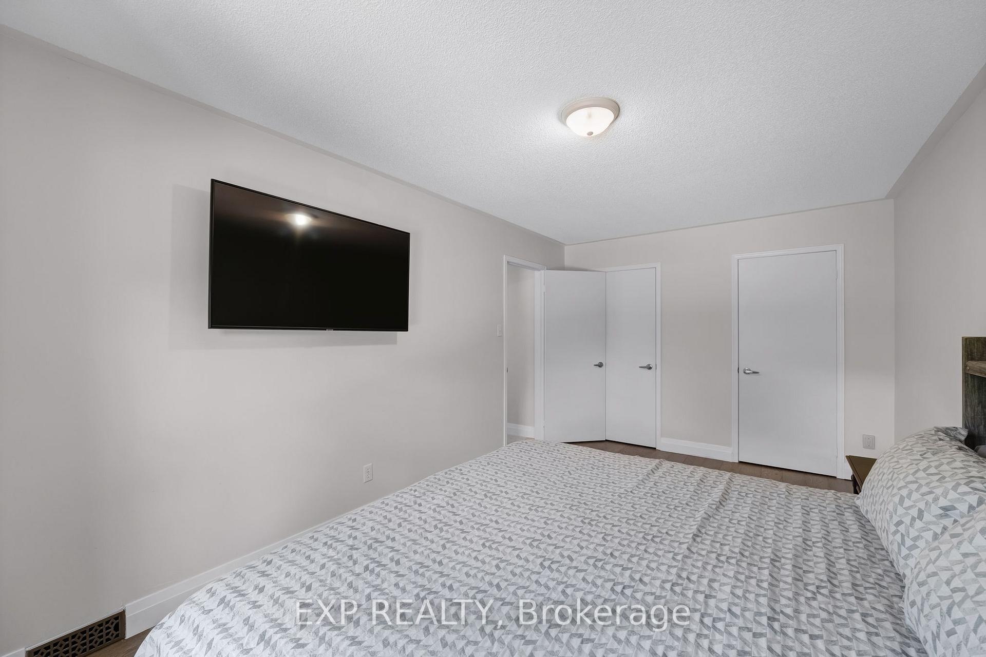 Photo 21 of 14 Russell Hill Road, Amaranth, Rural Amaranth — HOMEH
