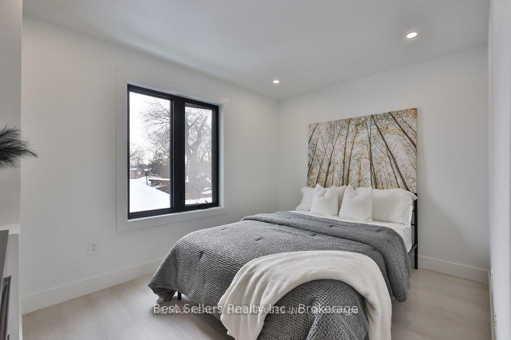 Photo 10 of Unit 2, 172 Royal York Road, Etobicoke, Mimico — HOMEH